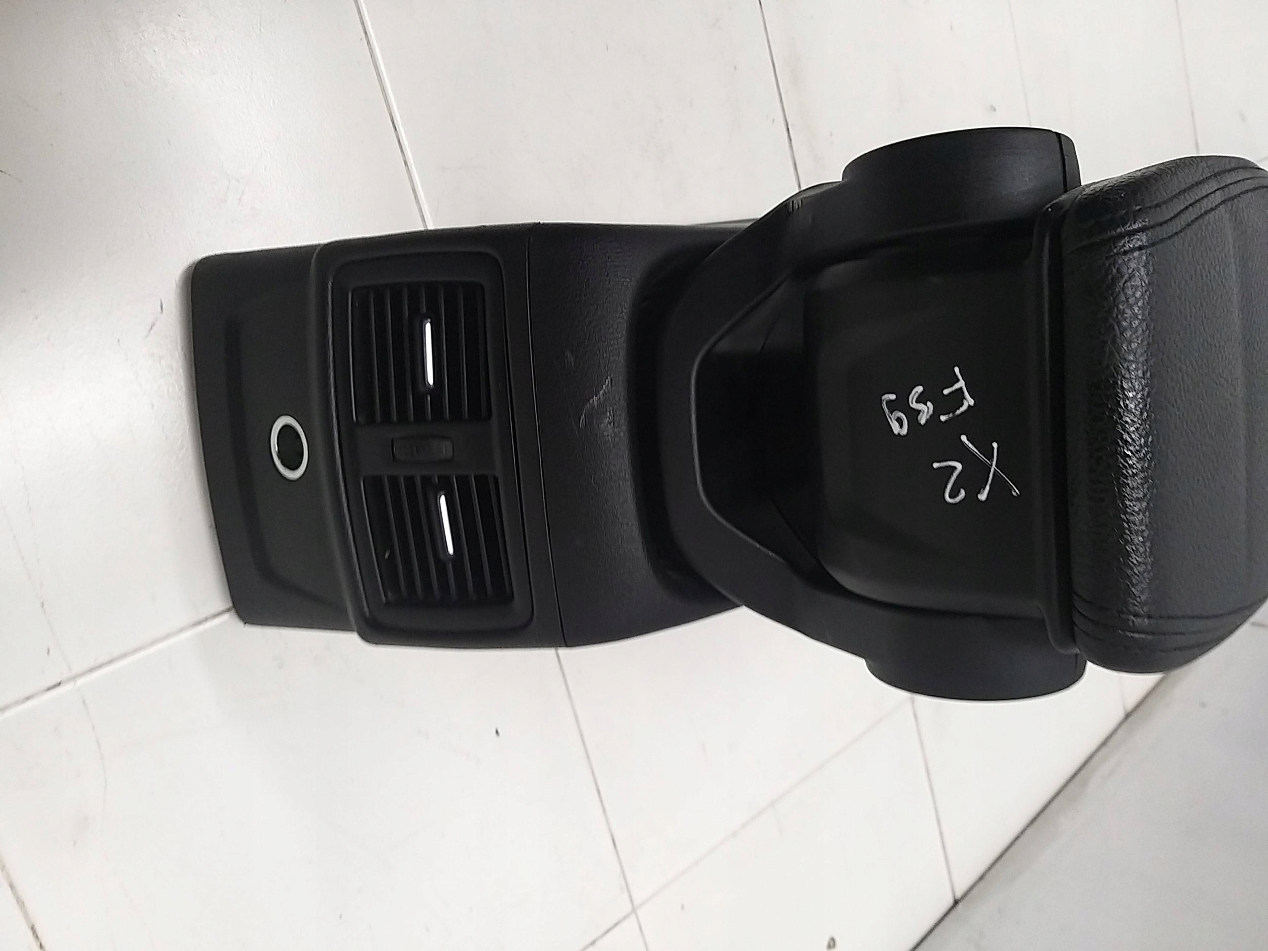 BMW X2 F39 TUNEL bracciolo BOCCHETTE 18R