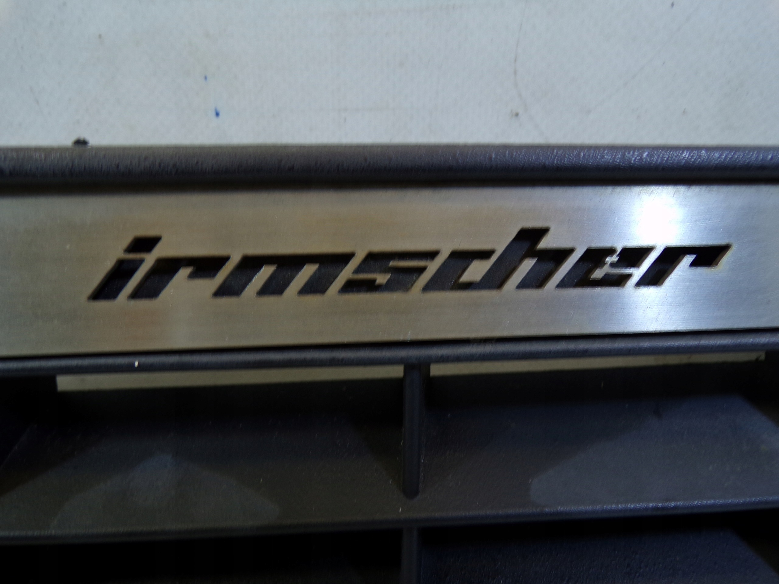 Grille Grille/masque Radiateur MERIVA A IRMSCHER (1)