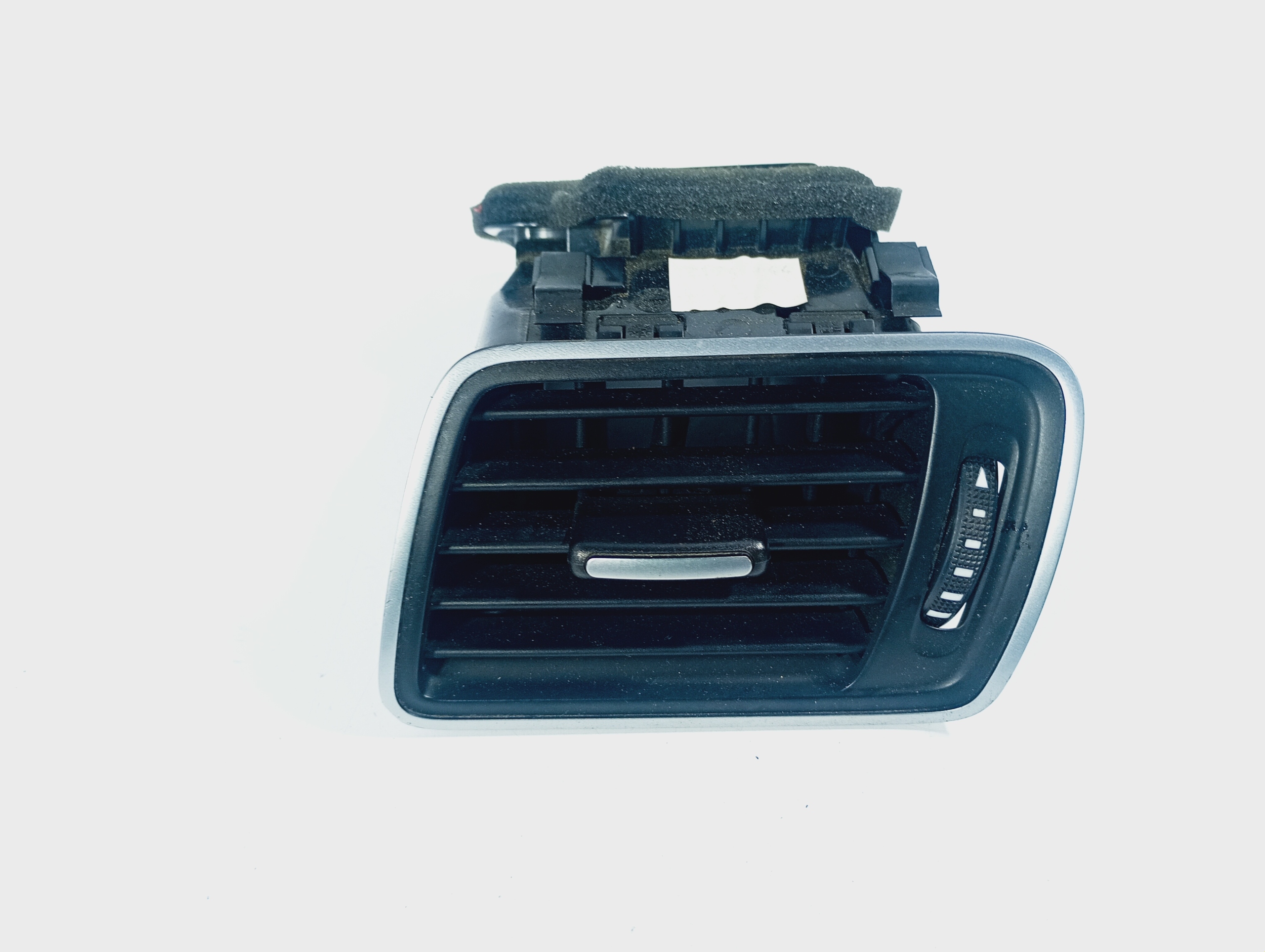grid air conditioning devices air left driver´s OE 3AB819701A VW Passat B6 05-10