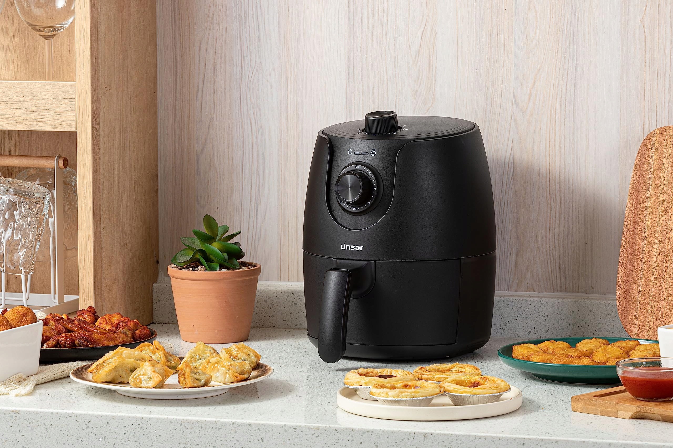 LINSAR Frytkownica Beztłuszczowa 1,8L Z Timerem I Funkcją Podgrzewania — miniatura 5