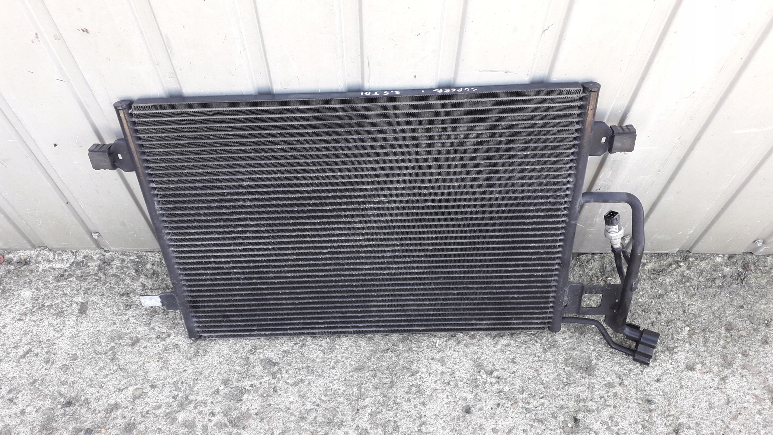 SUPERB I 1 01-08 2.5 V6 tdi Радиатор кондиционера