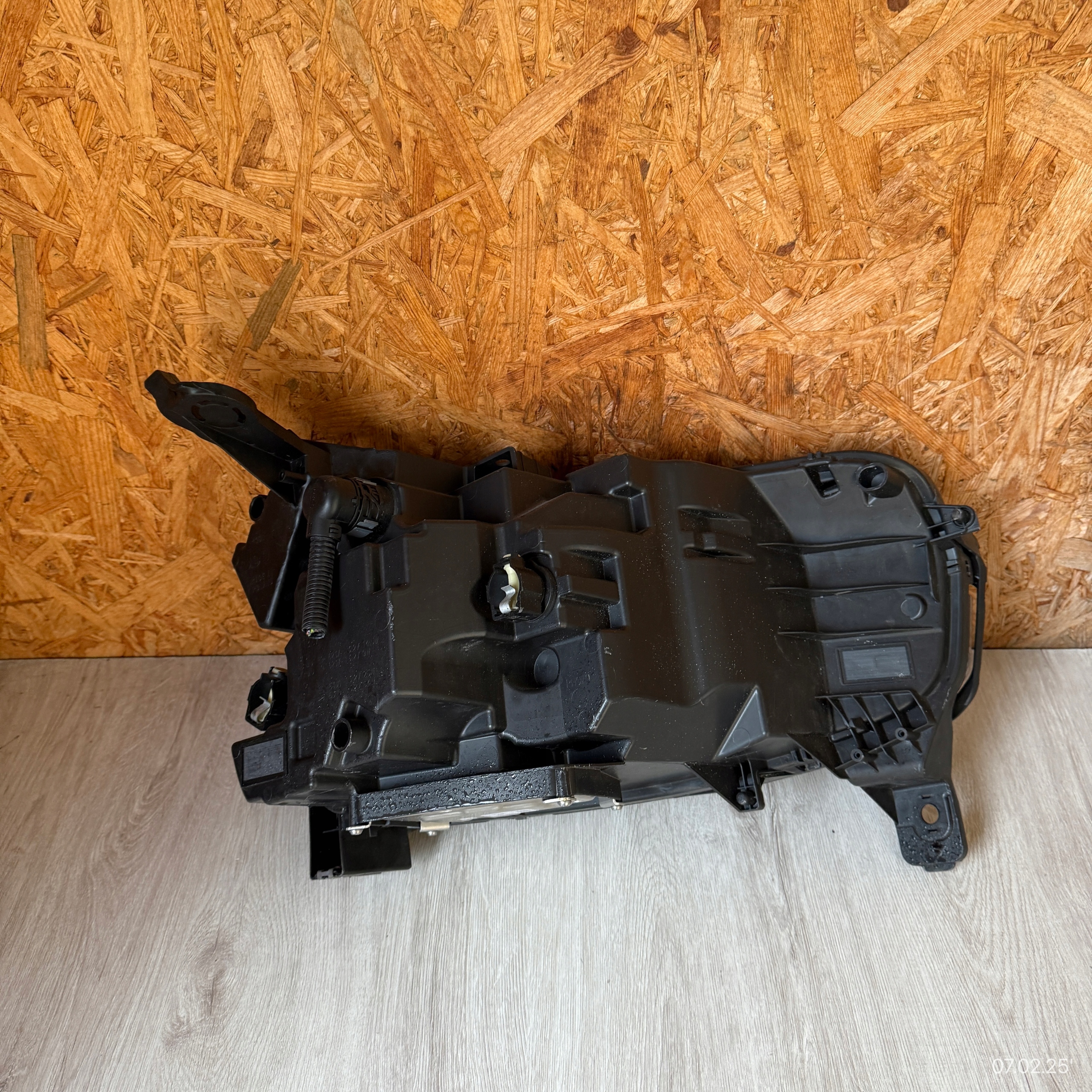 Licht vorne links JEEP AVENGER FULL LED 2024 ROK 52218719
