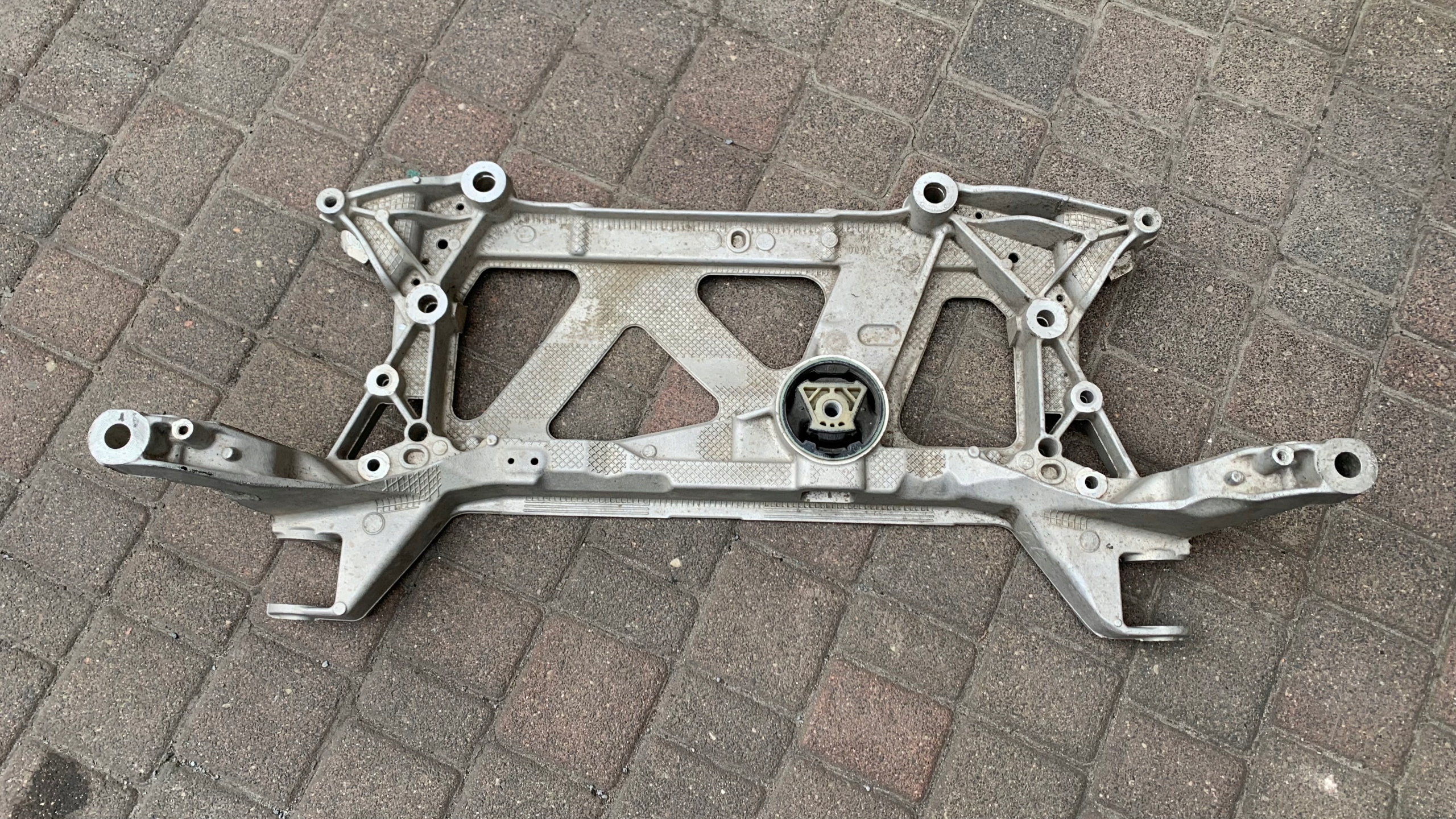 AUDI VW SKODA WÓZEK SANKI TRAWERS