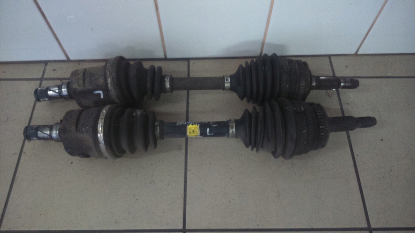 DAEWOO NUBIRA I II 98-03 2.0 16V PÓŁOŚ LEWA 33/34