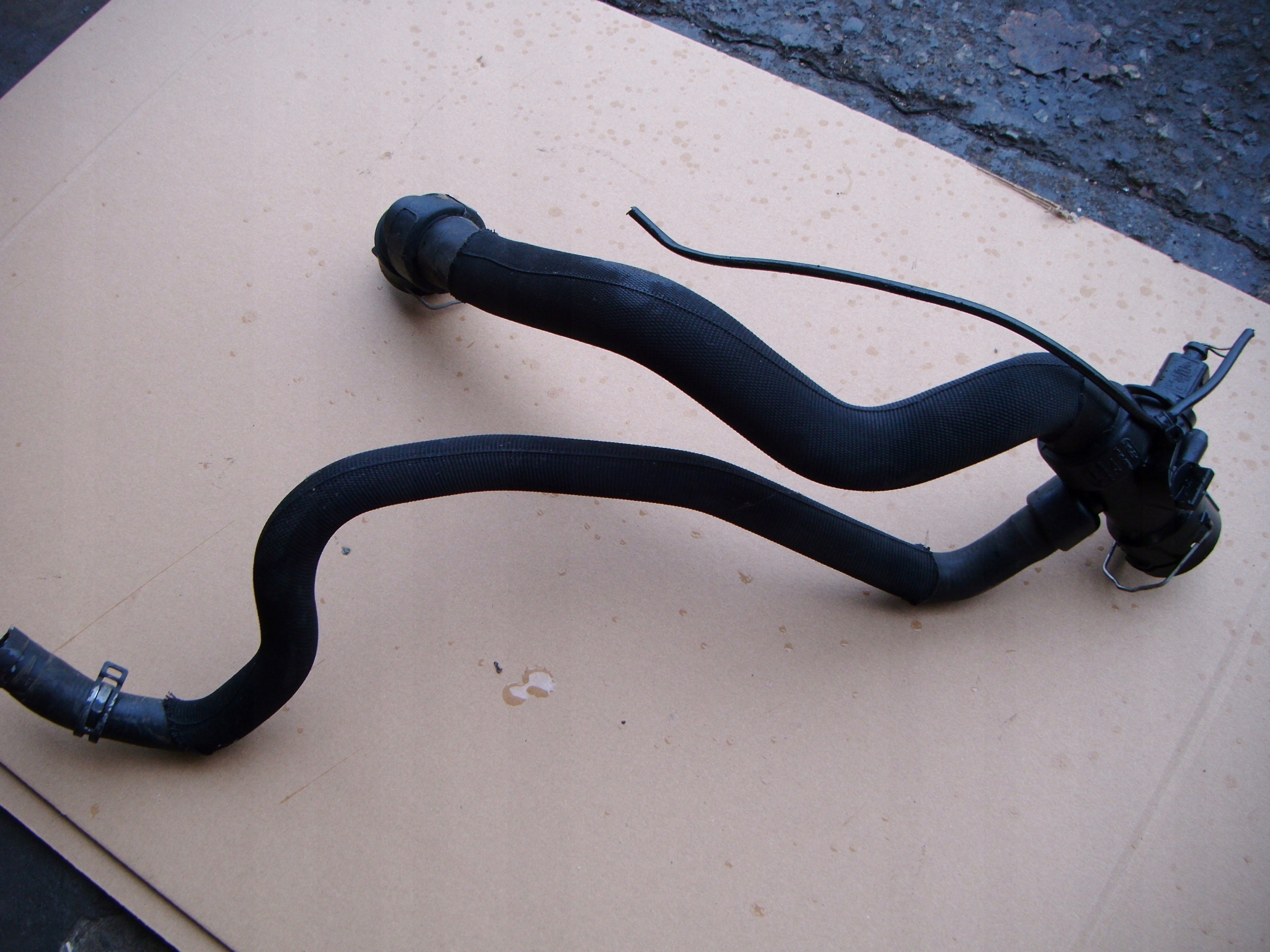 SEAT EXEO 08- 1.8T WĄŻ CHŁODNICY ZŁĄCZE