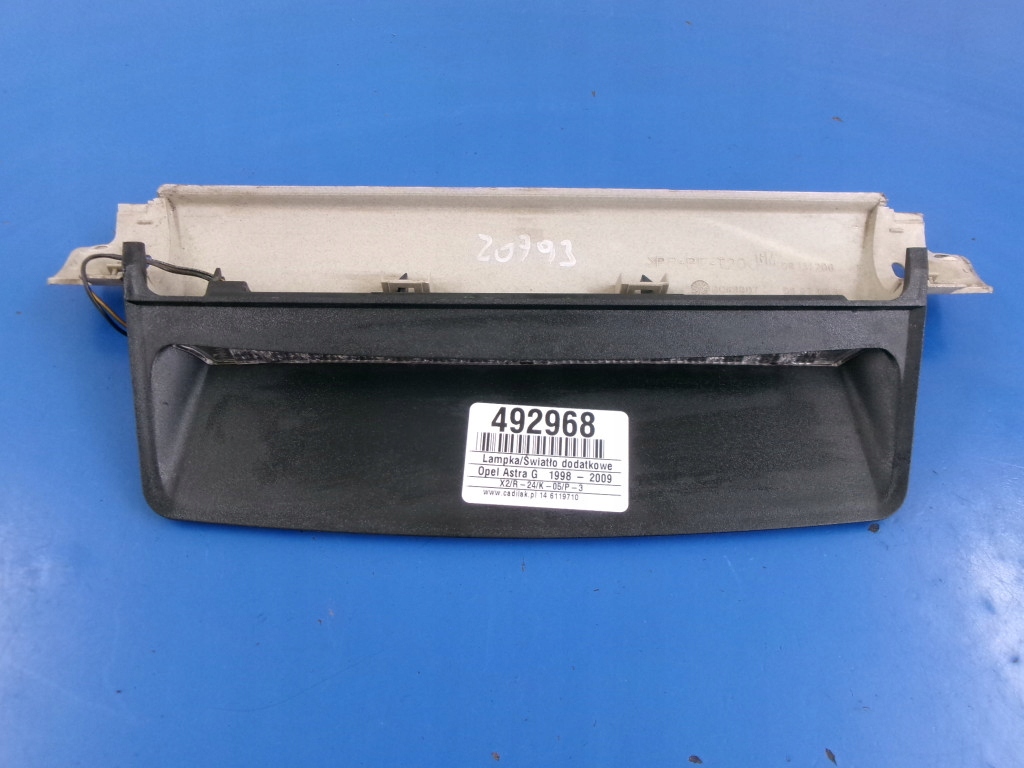 OPEL ASTRA G HATCHBACK ŚWIATŁO DODATKOWE TRZECI STOP 09131206