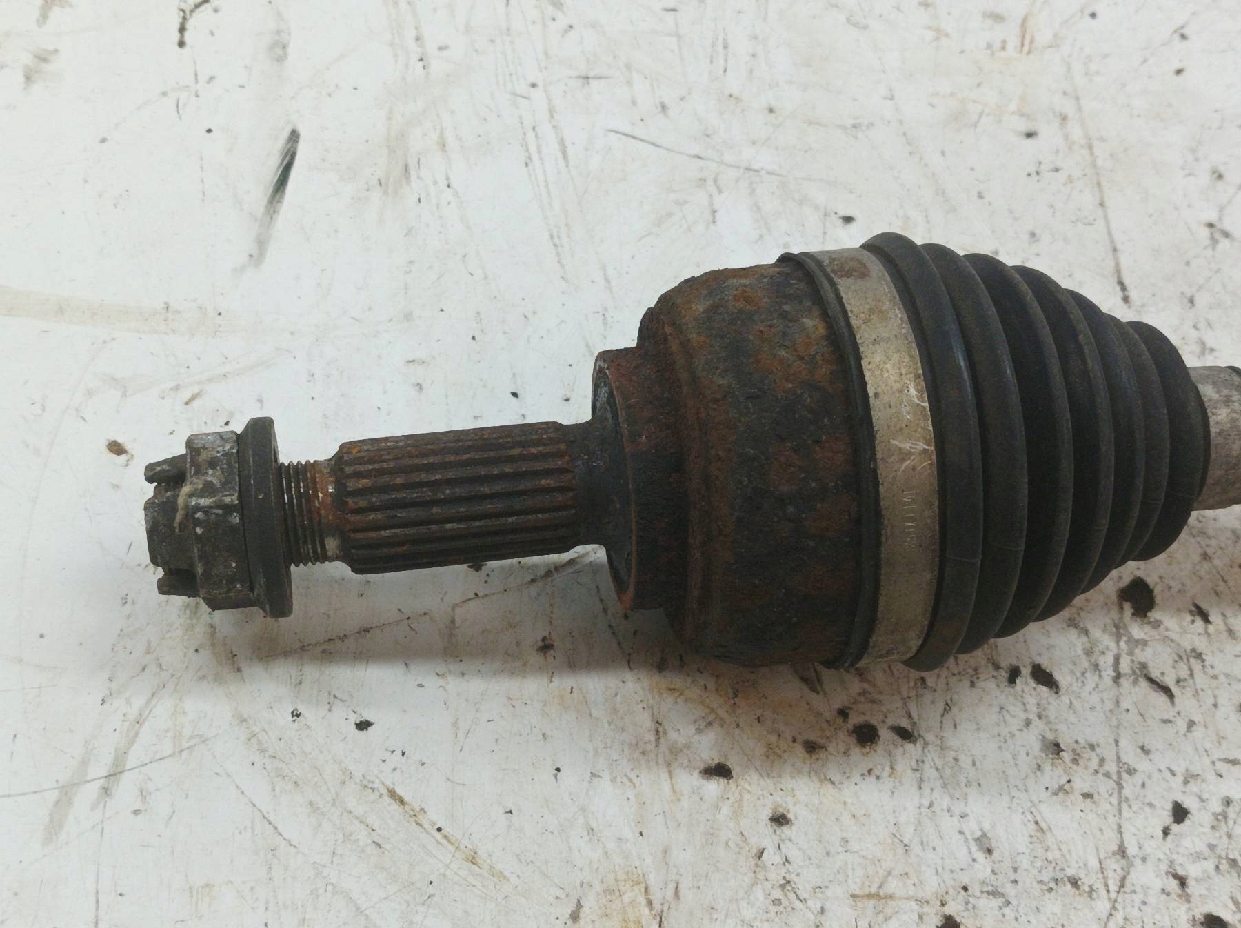 semi-axis left front 1.2 B 8200482429 Renault Twingo II (2007-2014 )