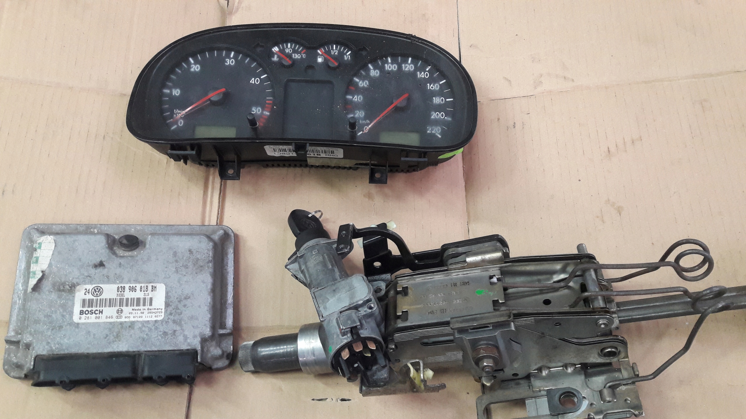 038906018BH - VW GOLF 4 1.9 TDI Immo драйвер комплект 038906018bm