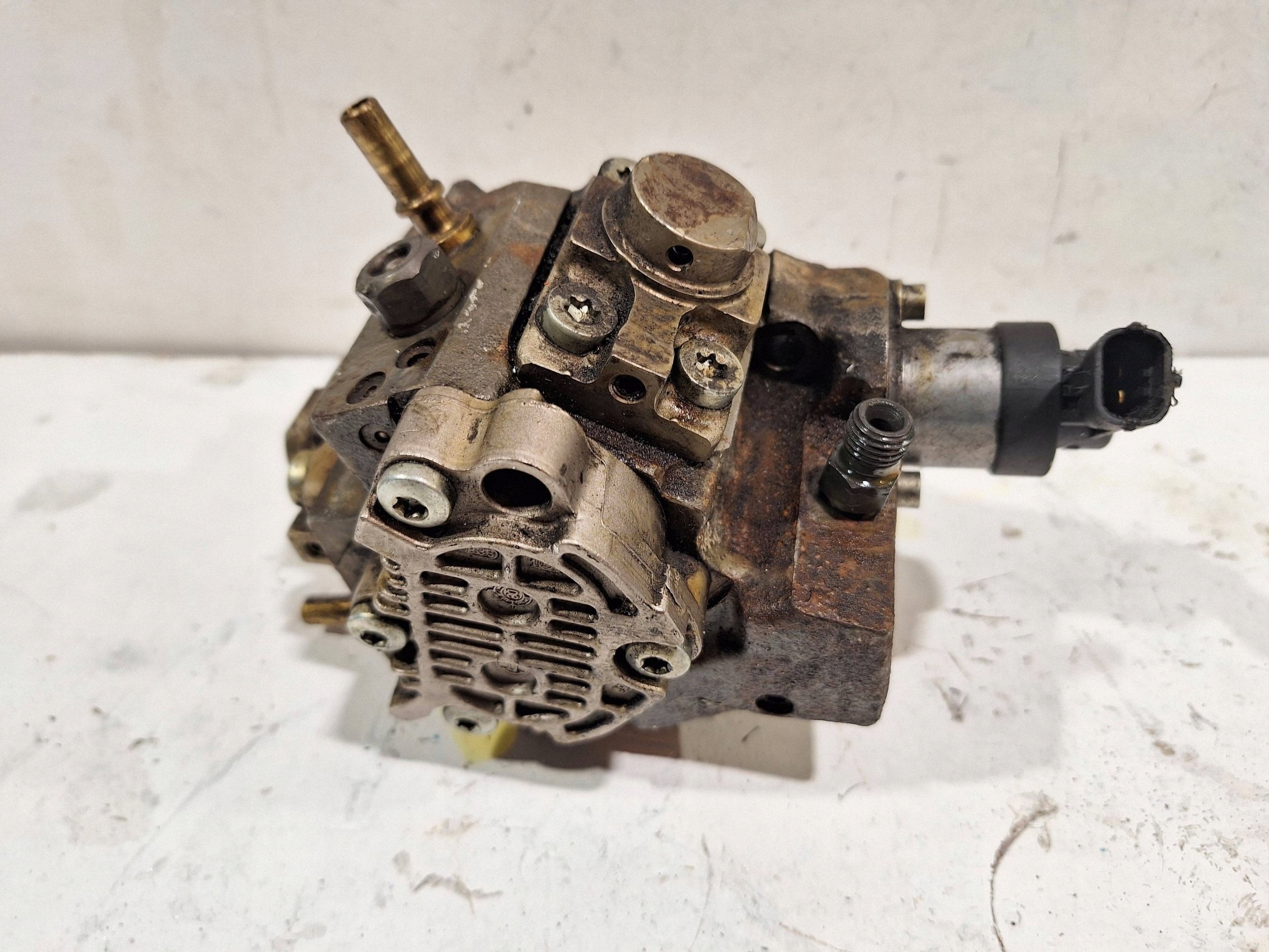 Einspritzpumpe BOSCH 0445010170 RENAULT KOLEOS und 2.0 DCI