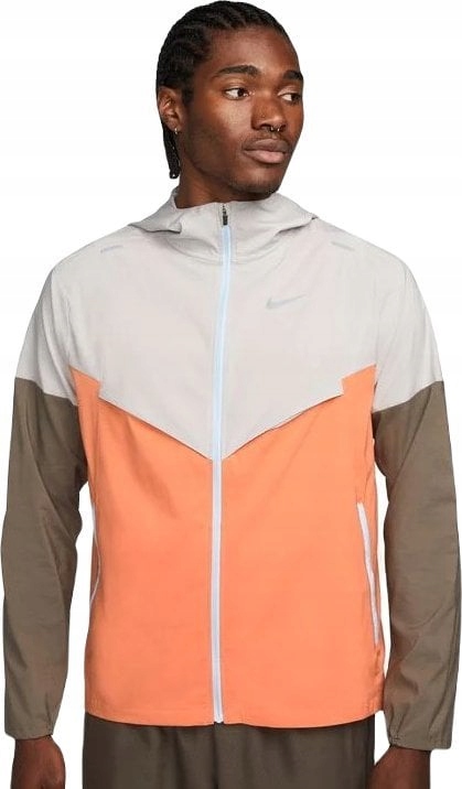 Kurtka Nike Windrunner CZ9070-012 r. XL