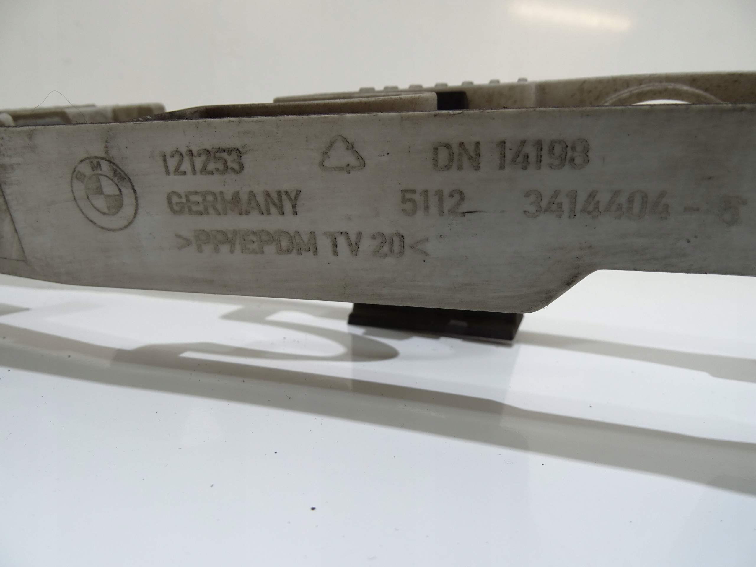 Support Support plaque Pare choc Arrière BMW X3 E83 LIFT M PAKIET 3414404