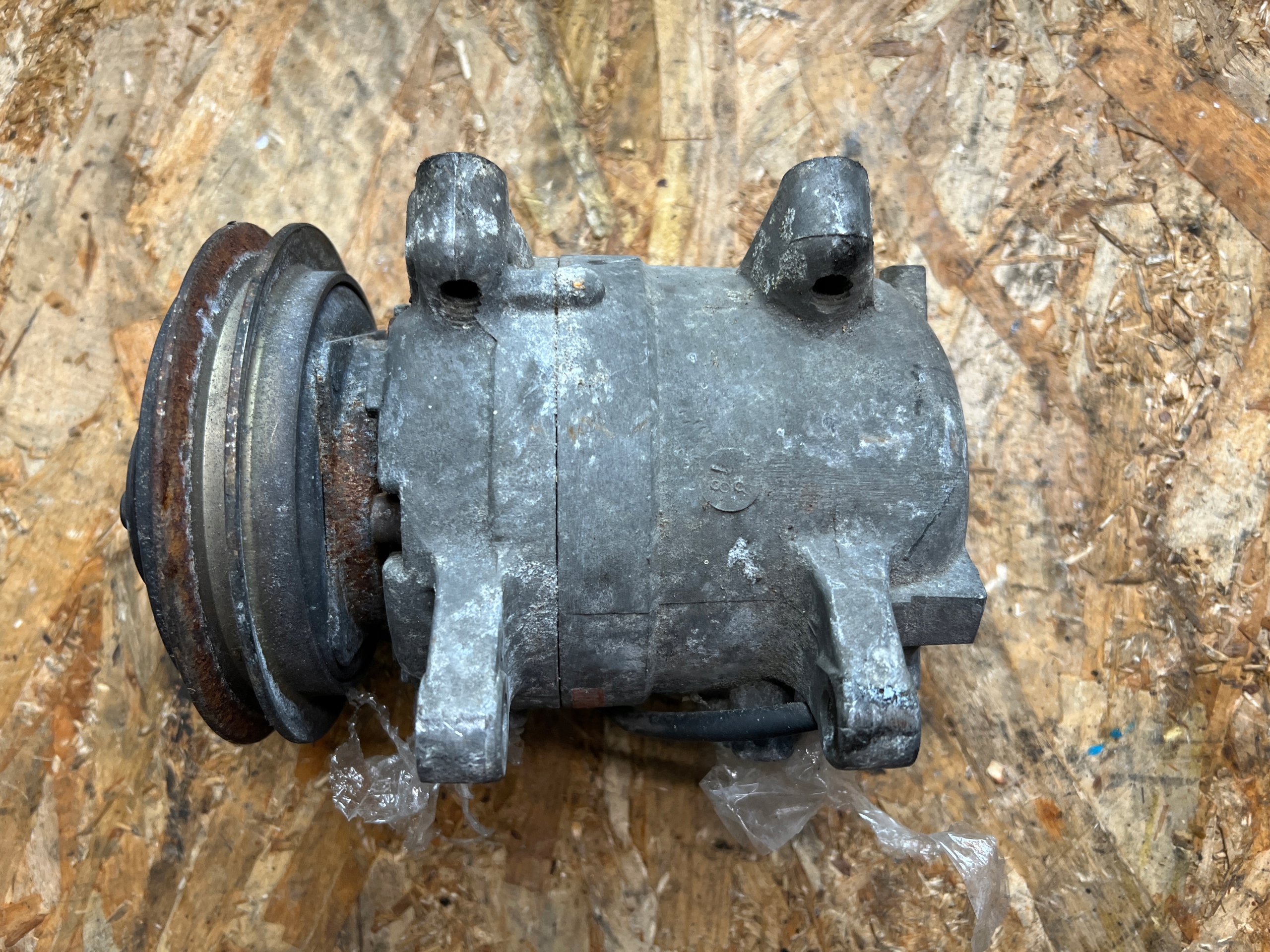 Klimakompressor klimaanlage NISSAN TERRANO 926000F001
