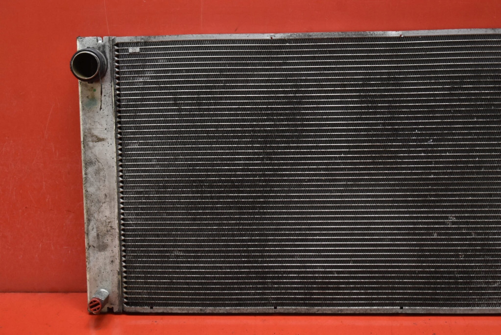 water cooler BMW E60 E61 2.0 D 163 KM 03-07