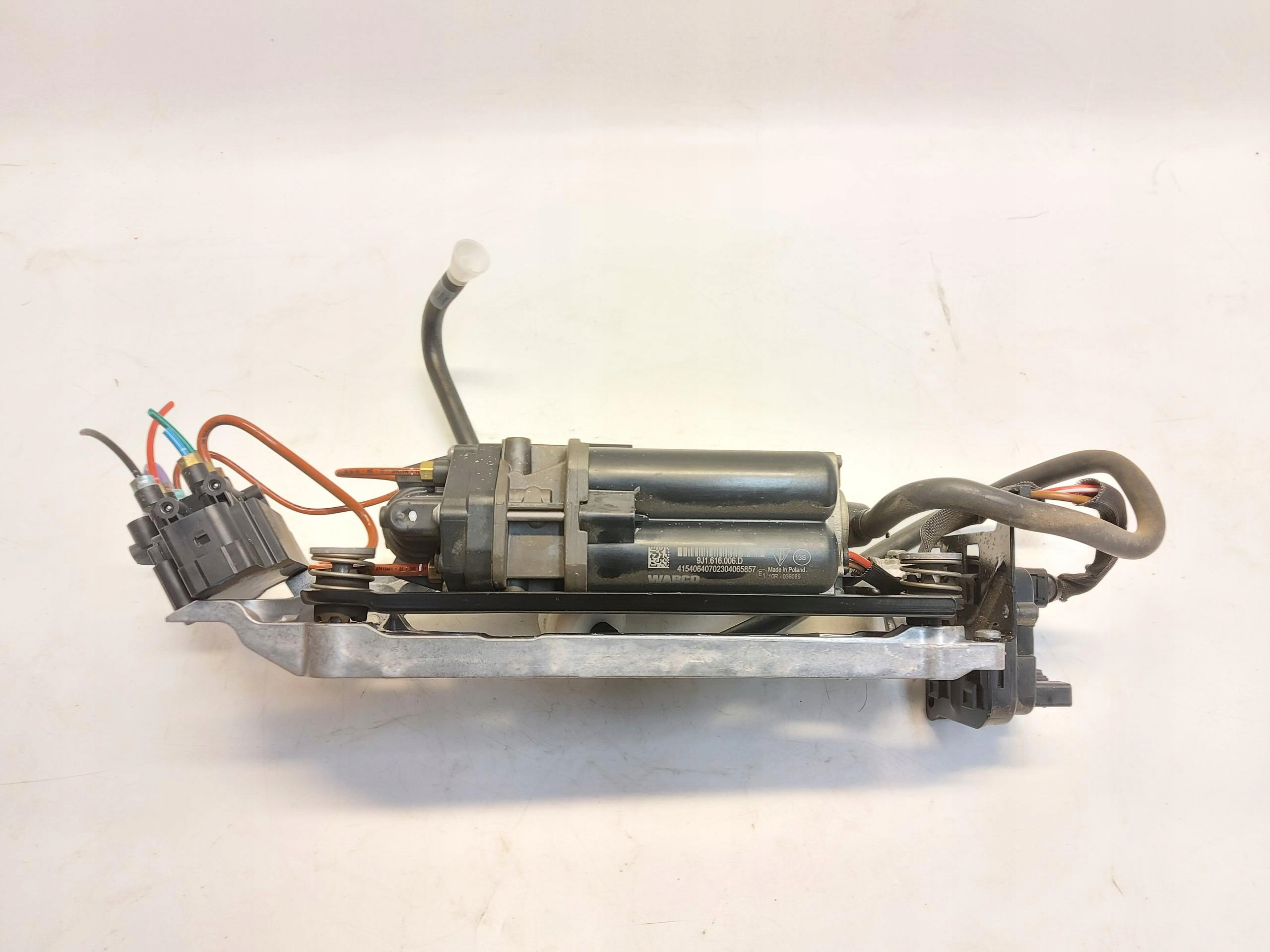 Taycan Cross Turismo compressor pump springing pneumatyki 9j1616006d