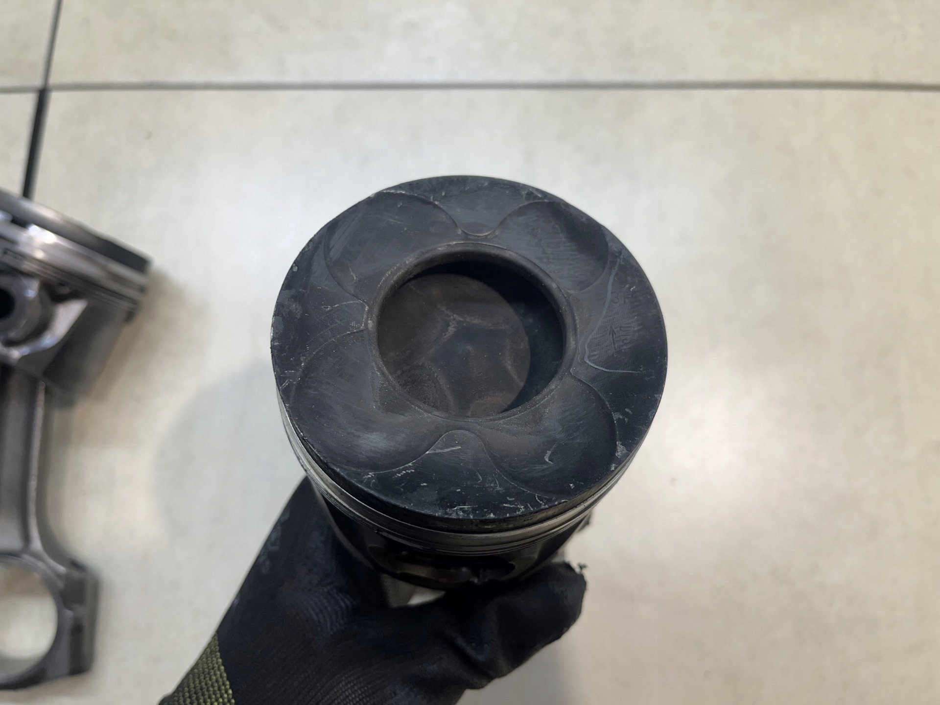 Piston Bielle CITROEN C5 2.2 HDI 85L105