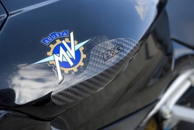 RG SLIDERY ZBIORNIKA PALIWA MV AGUSTA F4 750