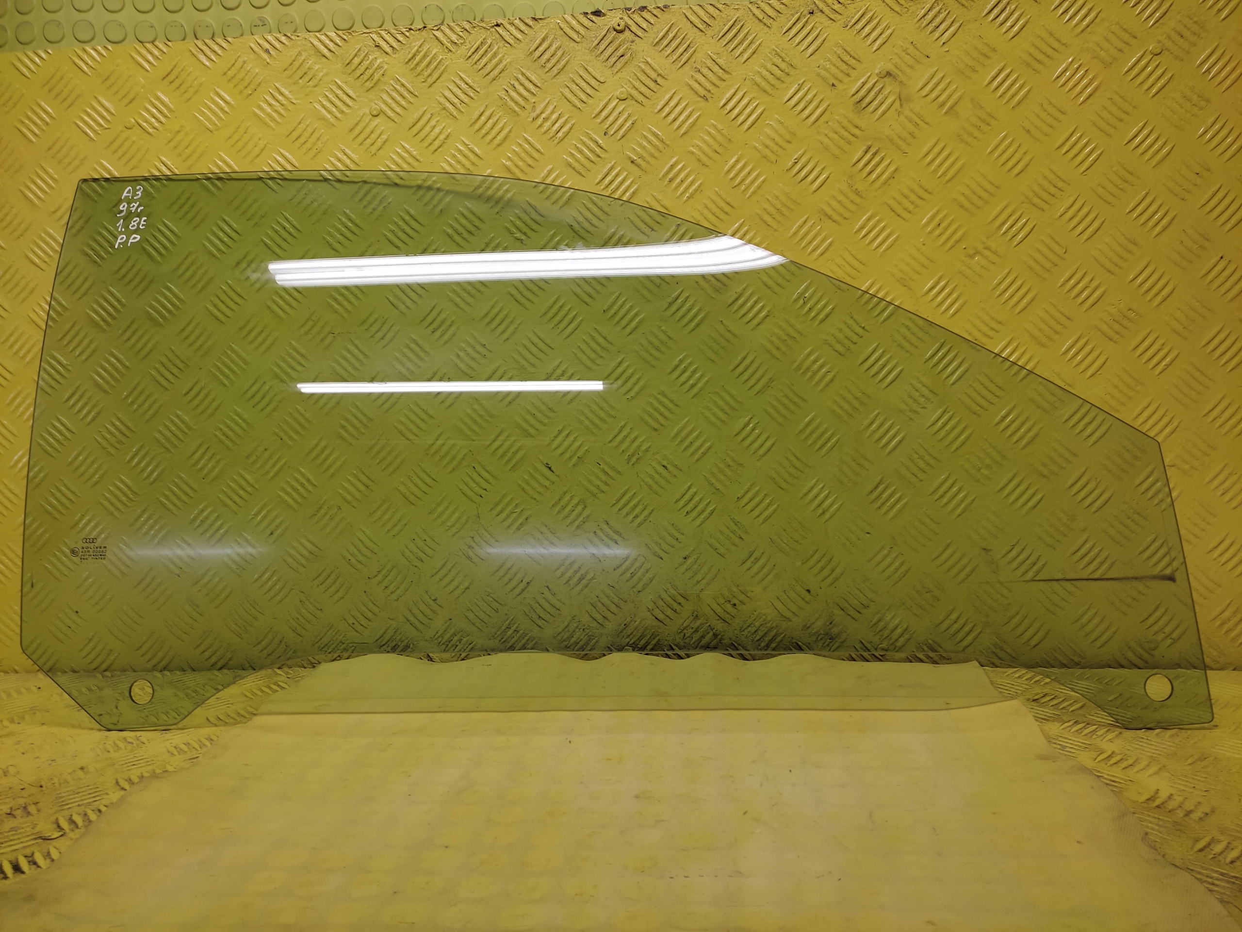 AUDI A3 8L window door right front