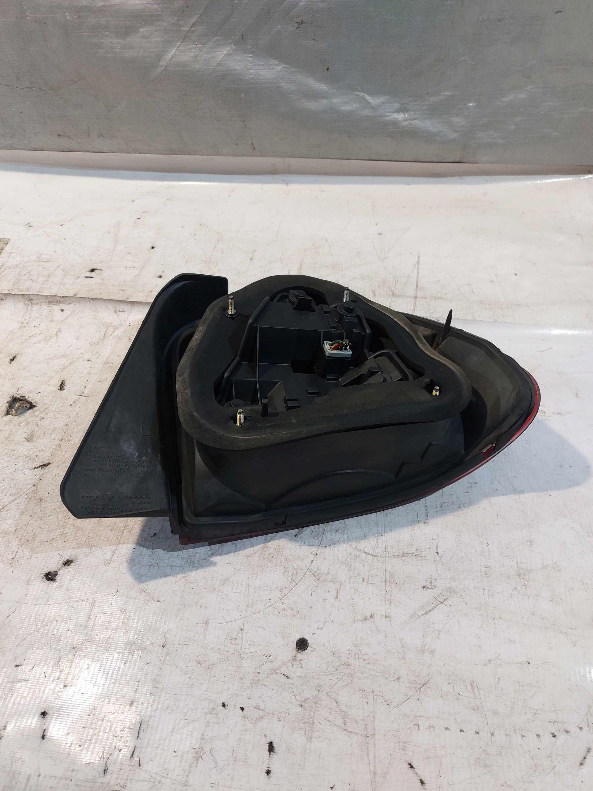 light left rear MG ZS 2004r.
