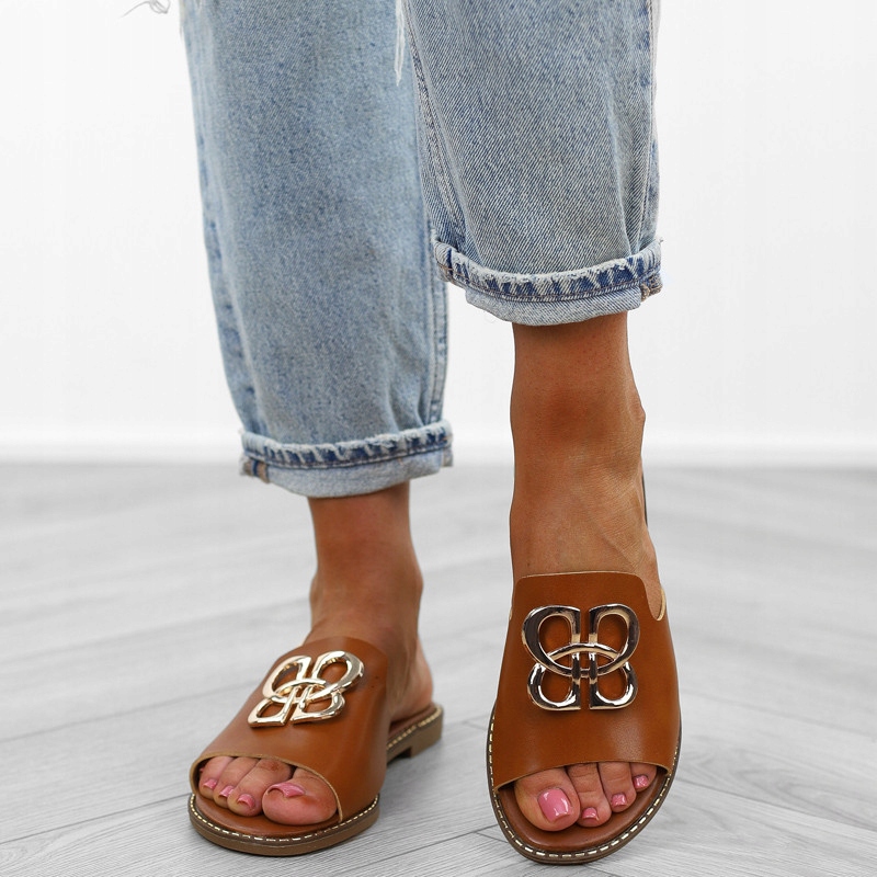 Camel klapki damskie wygodne klamra 2J6-P6855 r.38 Rozmiar 38