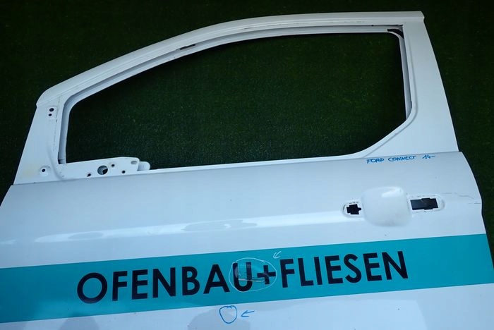 FORD TRANSIT CONNECT 13- dvere Ľavé predné predok