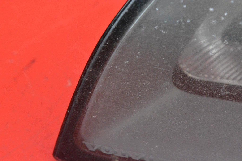 REFLEKTOR left light front lens EU 30698885 VOLVO V50 1 and 03-11
