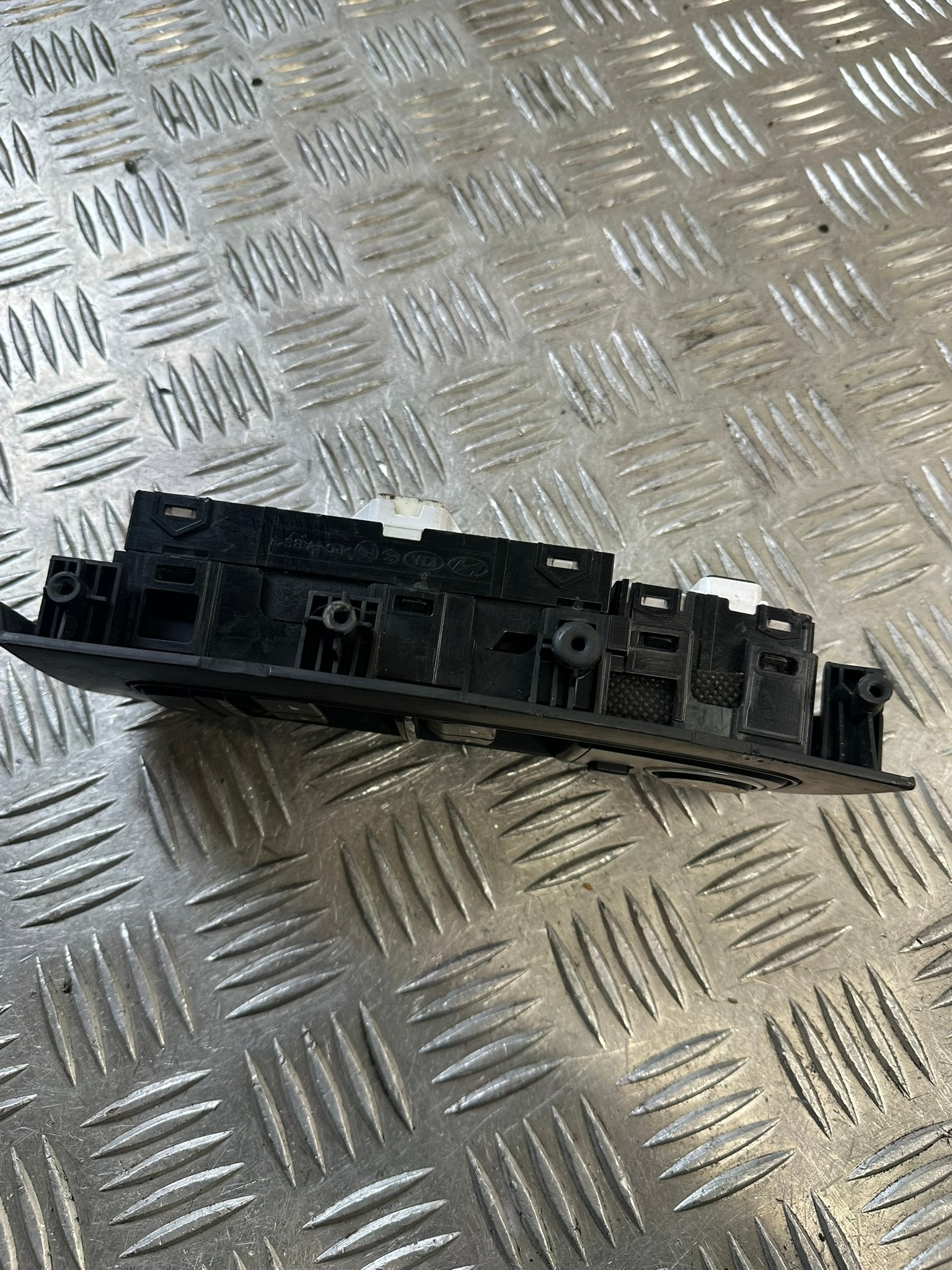 PANEL ovladac oken a zrcadel KIA PRO CEED III