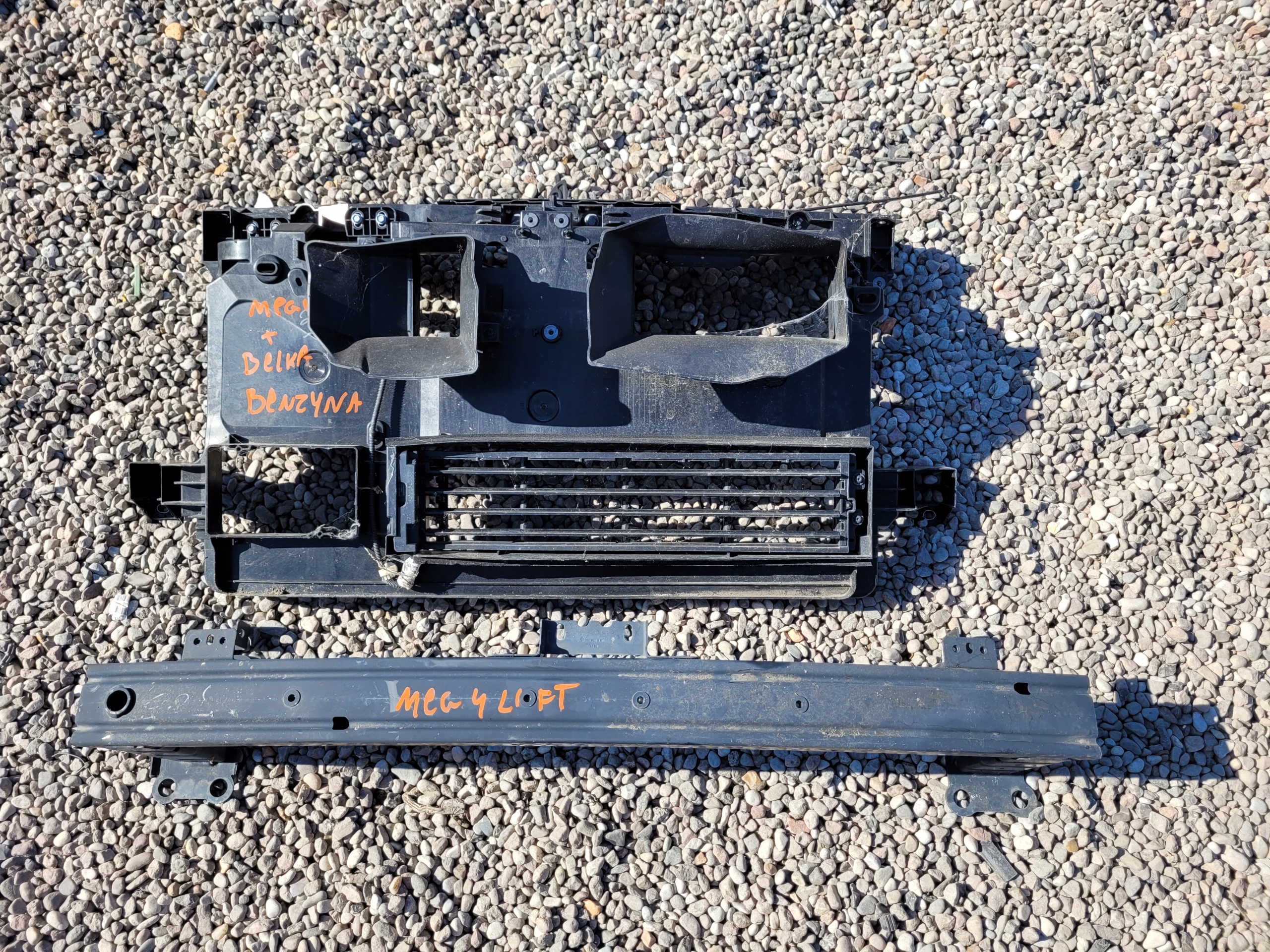 support panel for radiators sider pillar front RENAULT MEGANE IV LIFT