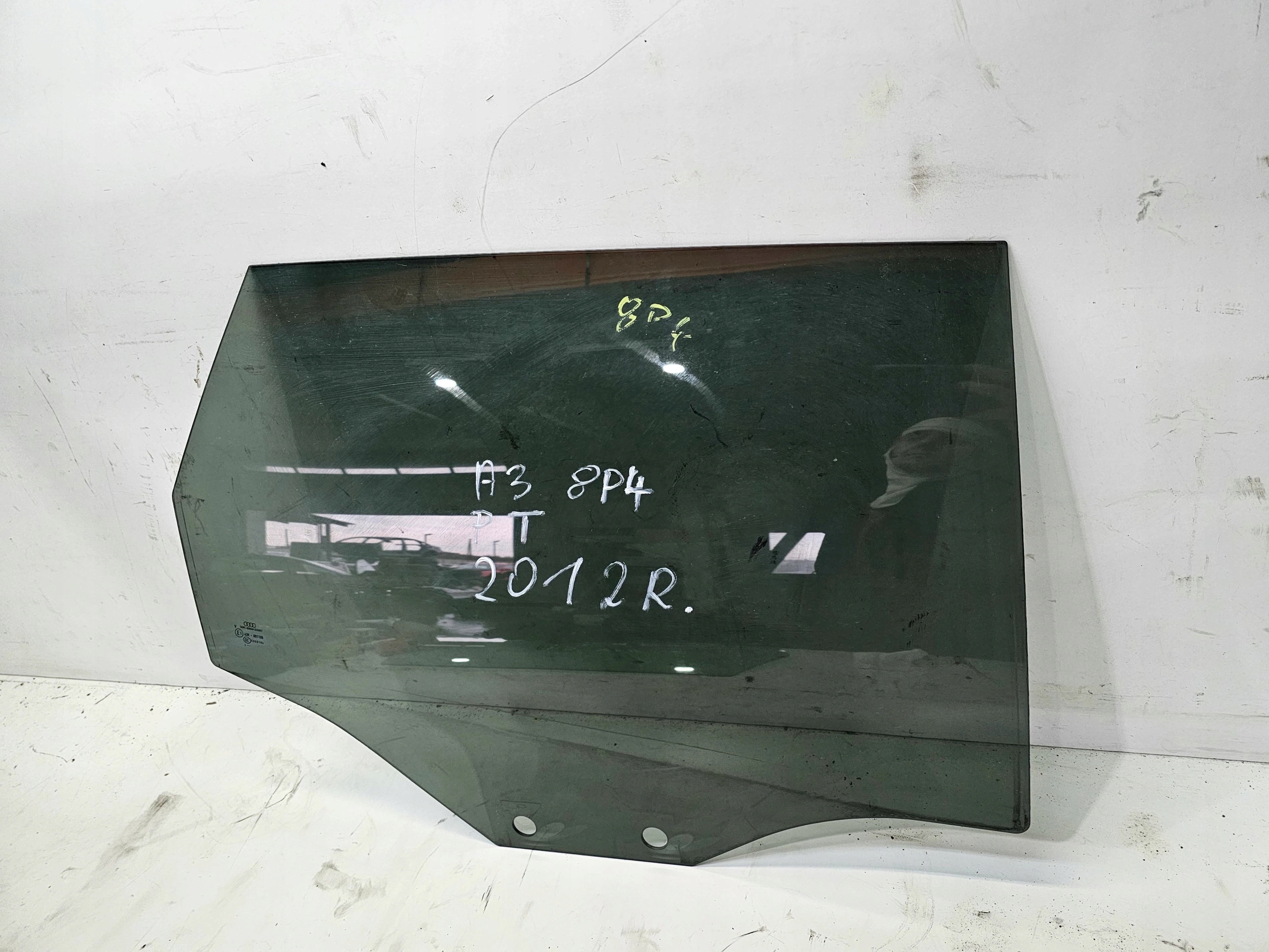 window side door right rear part AUDI A3 8P SPORTBACK 8P4 2012R