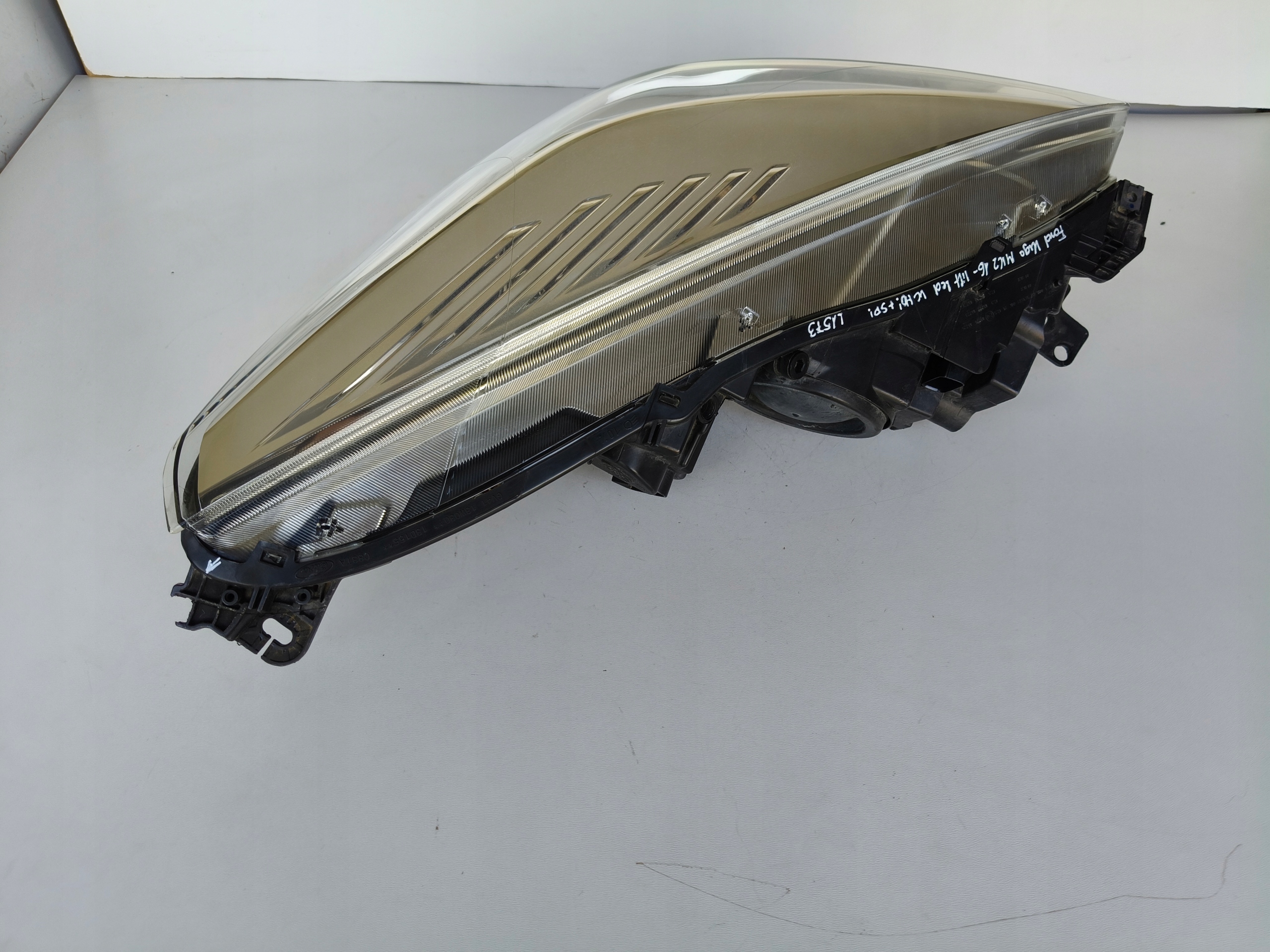 light left REFLEKTOR FORD KUGA MK2 16- LIFT LED