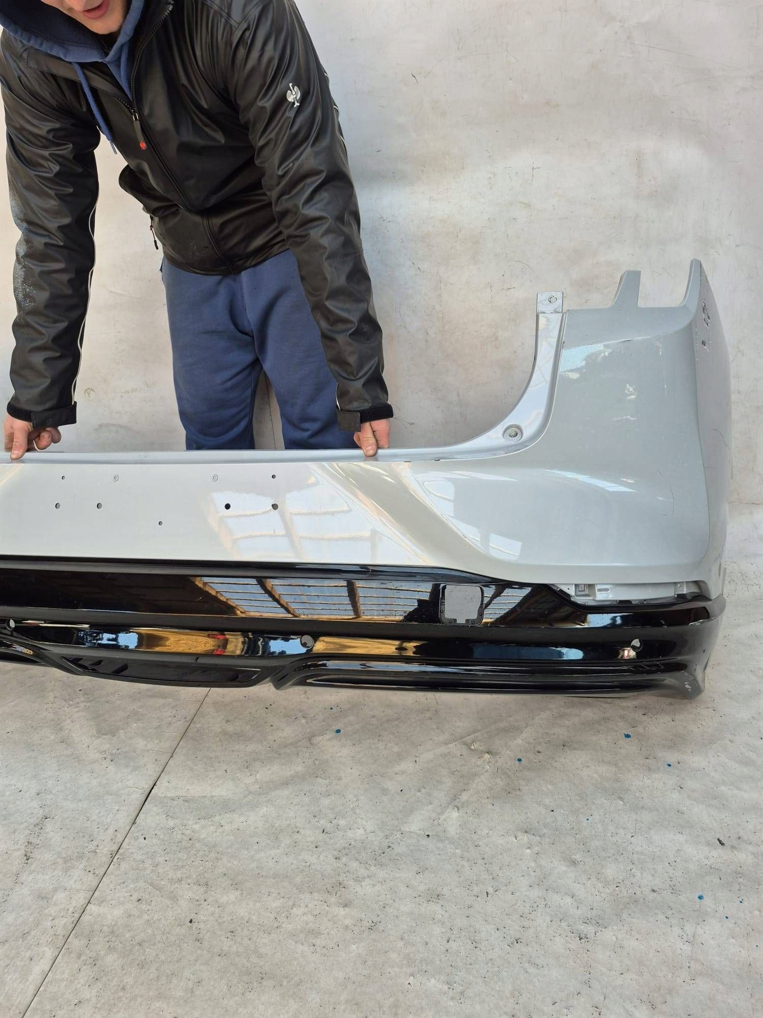 FORD MUSTANG MACH-E 21- bumper rear part rear PDC LJ8B-17D781-A