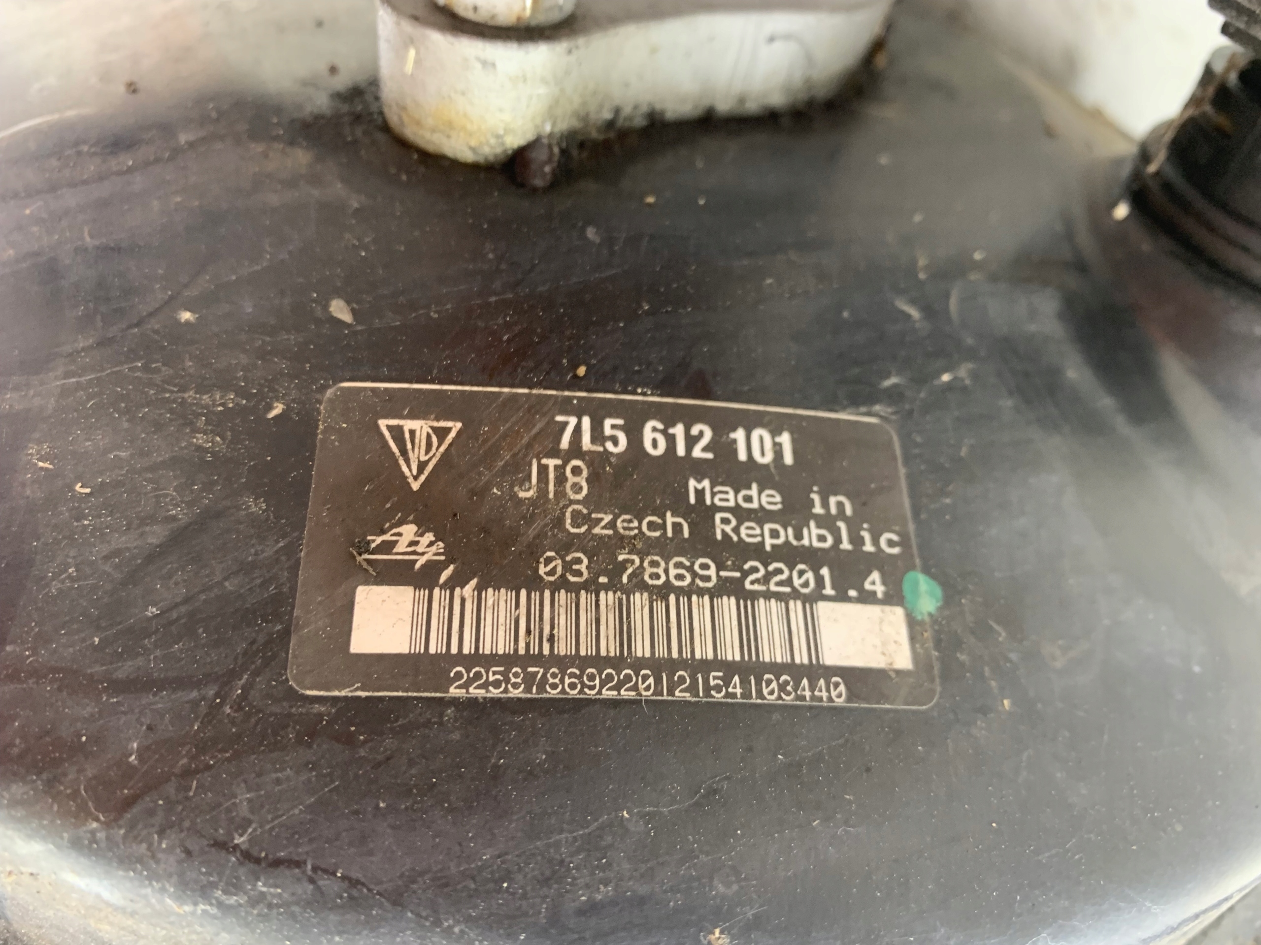 PORSCHE CAYENNE S e 4.5 V8 servo freno 7L5612101
