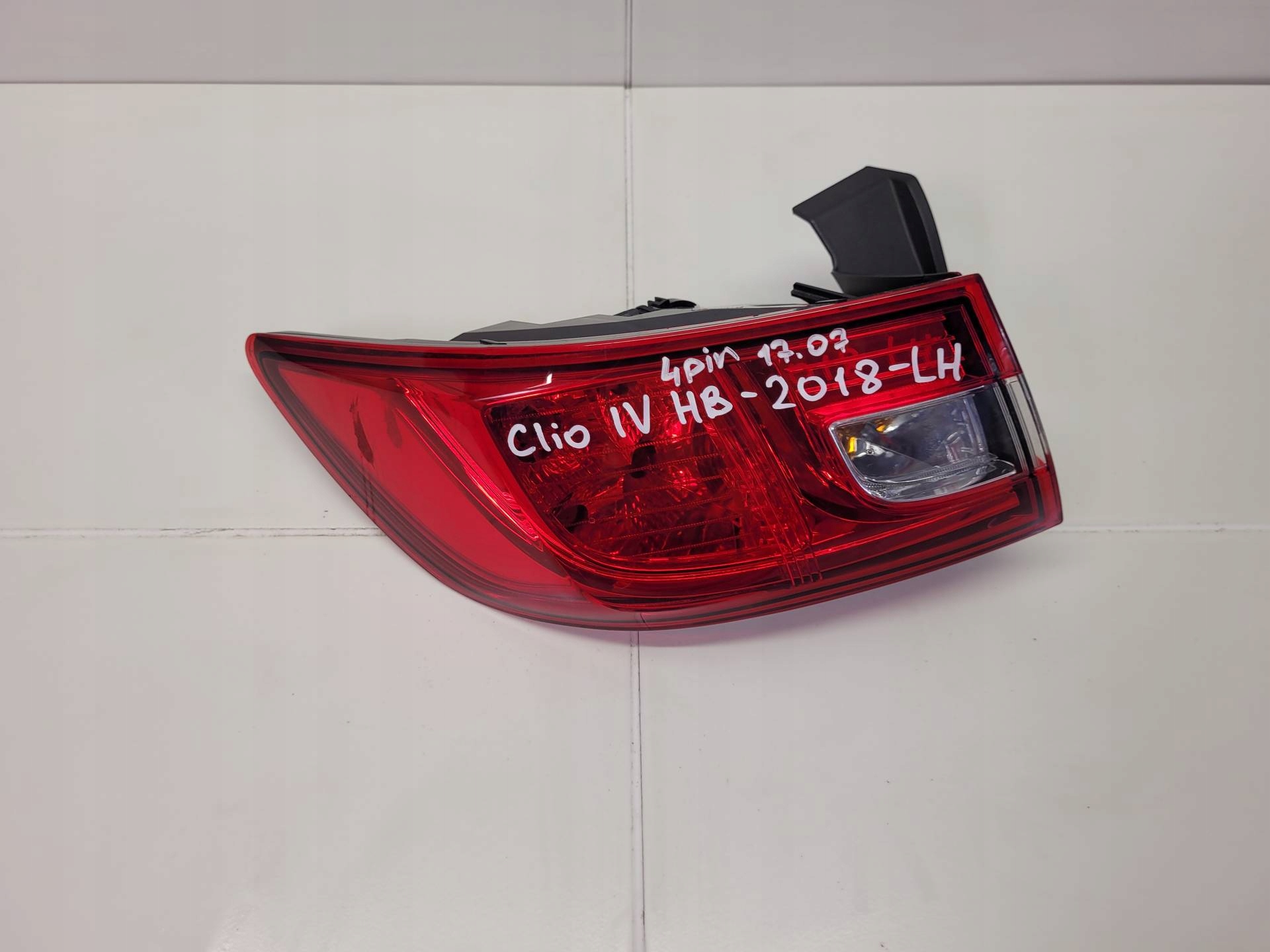 light rear left side Renault Clio 4 facelift 2019 265553021R