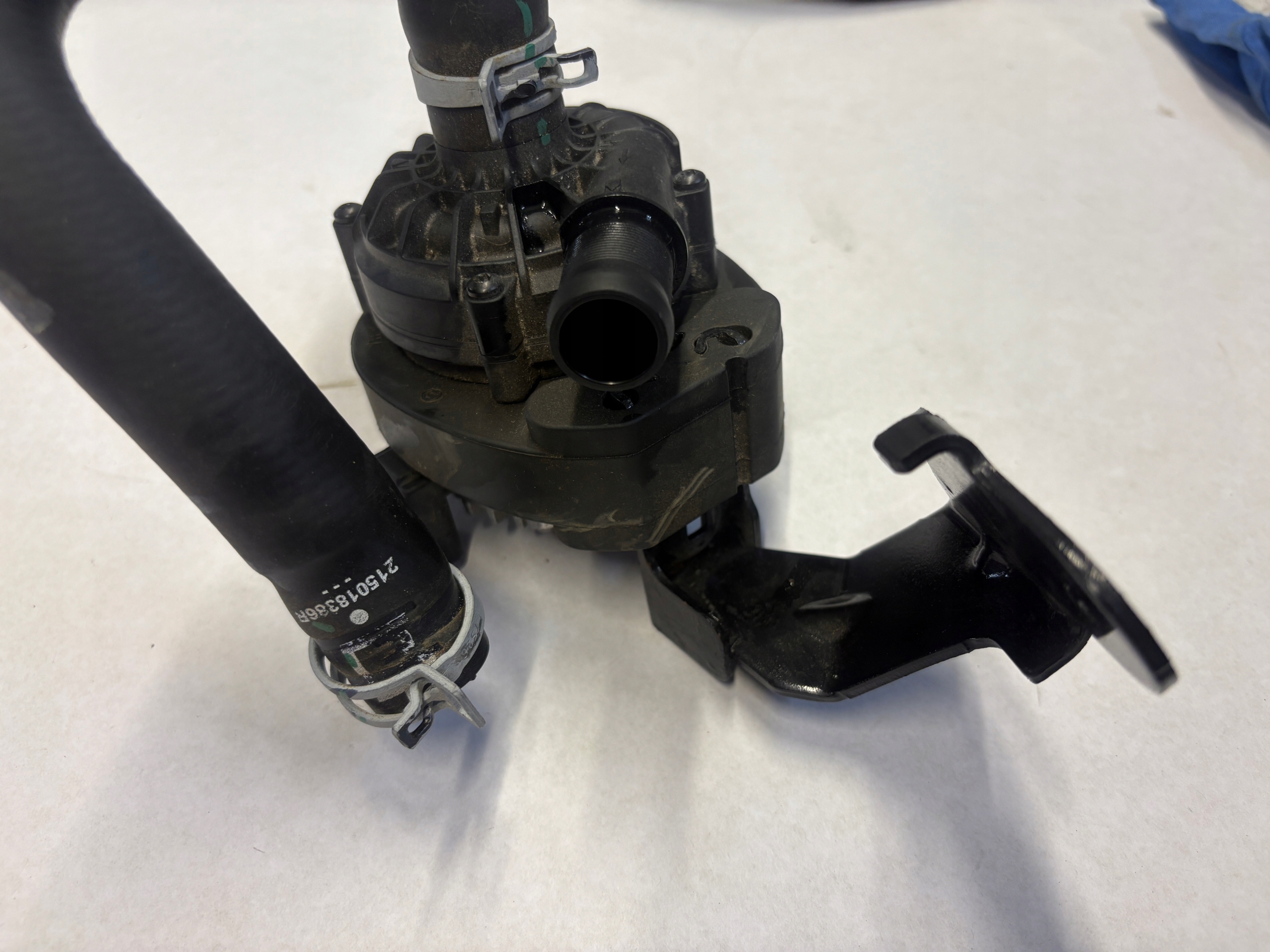 RENAULT AUSTRAL 1,2 EH water pump 210101470R
