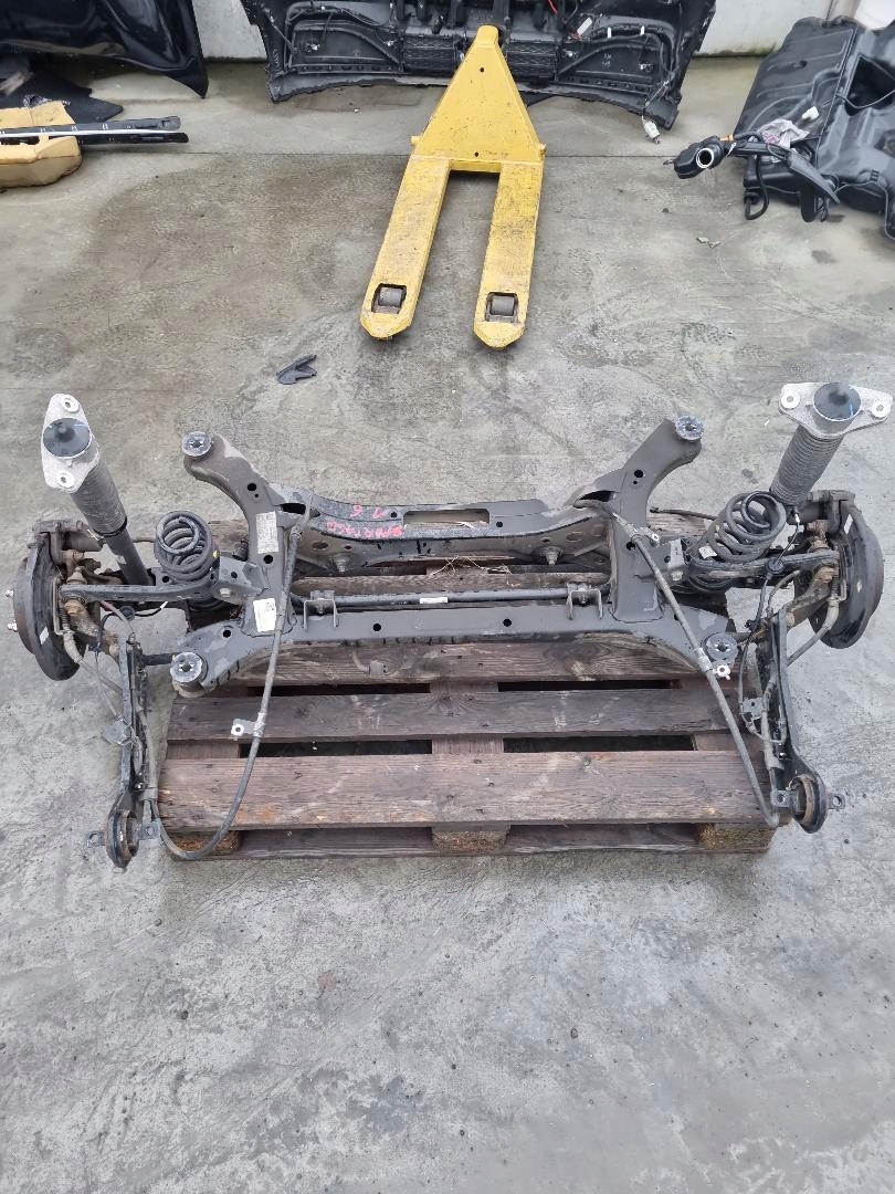 KIA SPORTAGE IV LIFT BELKA ZAWIESZENIA TYŁ Producent części Kia OE