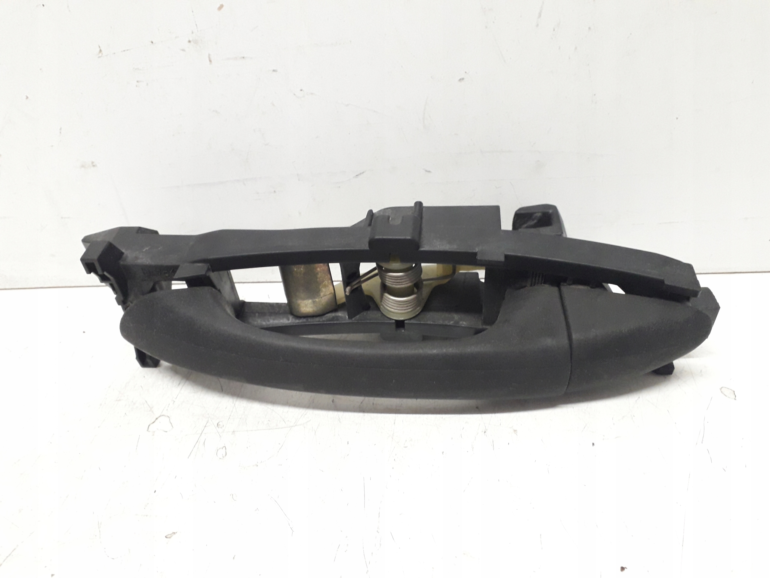 MERCEDES C KLASA W203 KLAMKA LEWA TYLNA TYŁ