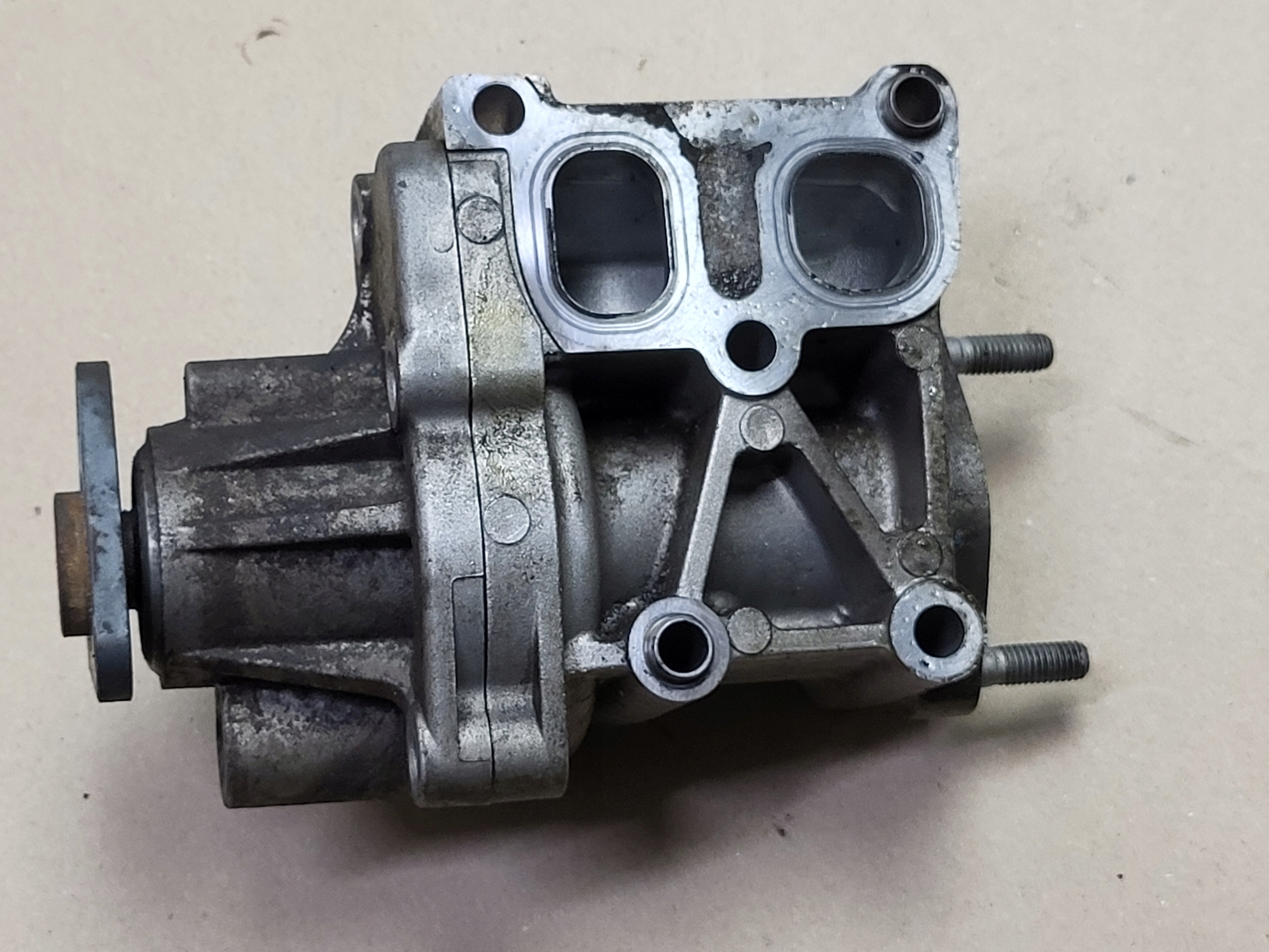 water pump MITSUBISHI OUTLANDER III 2.0 B 15B241075A1 OE
