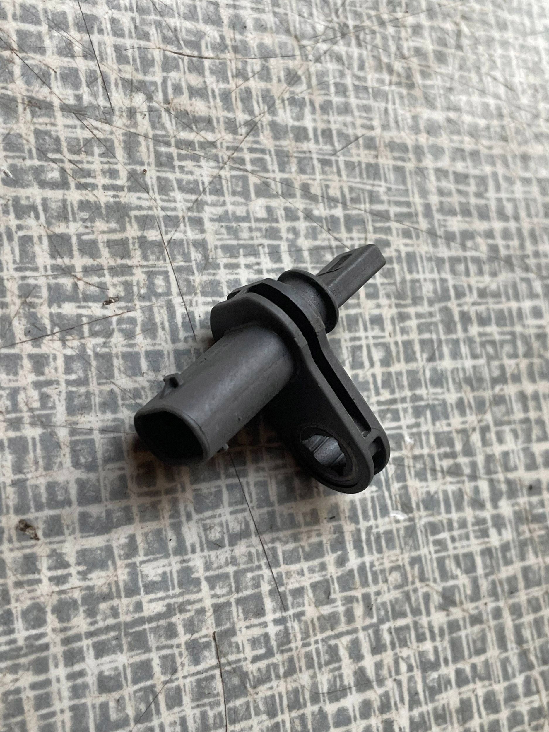 Sensor ABS heck Original Peugeot 3008 II 9842738480 !J