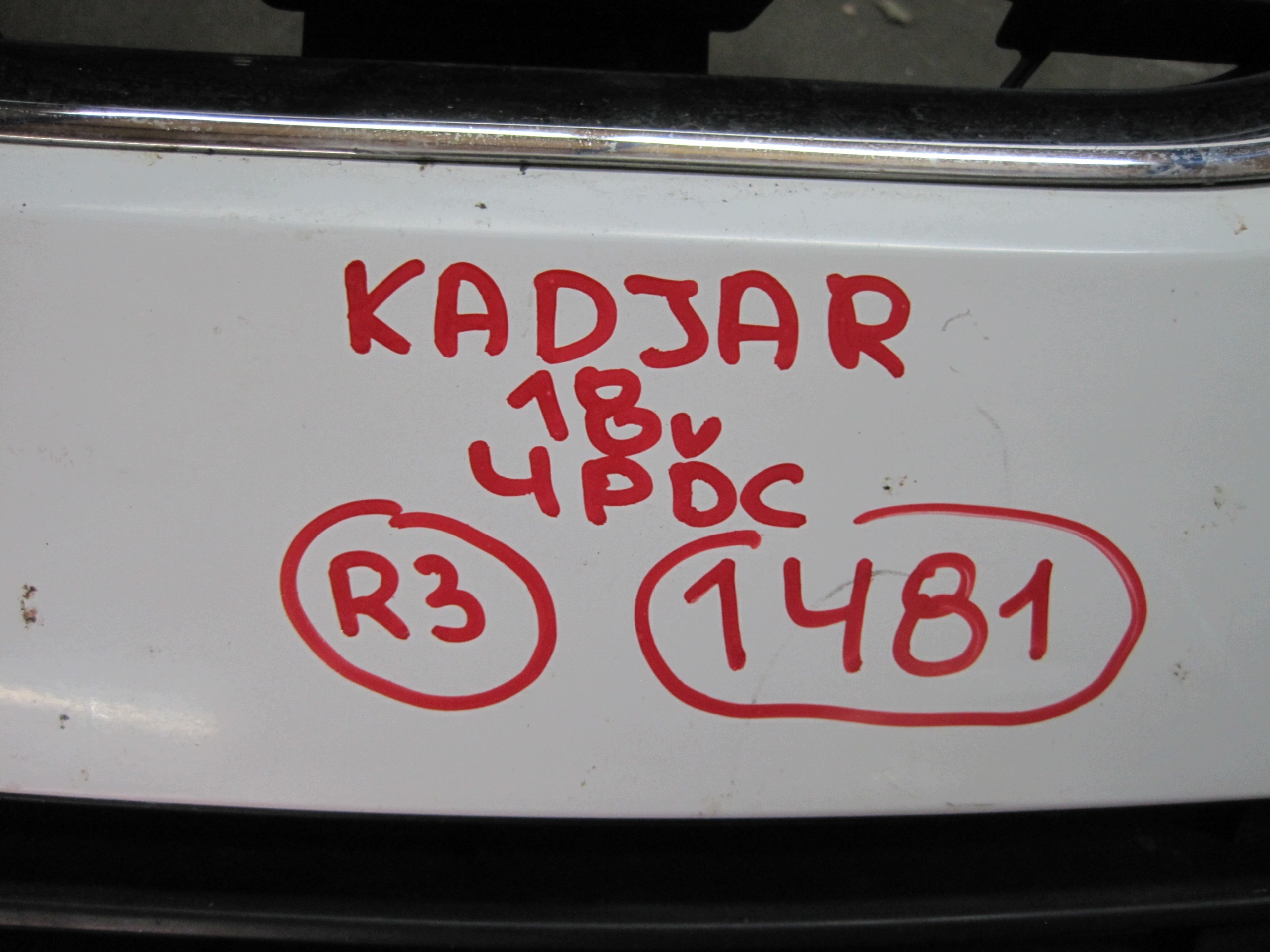front bumper RENAULT KADJAR 4 X PDC front 18R