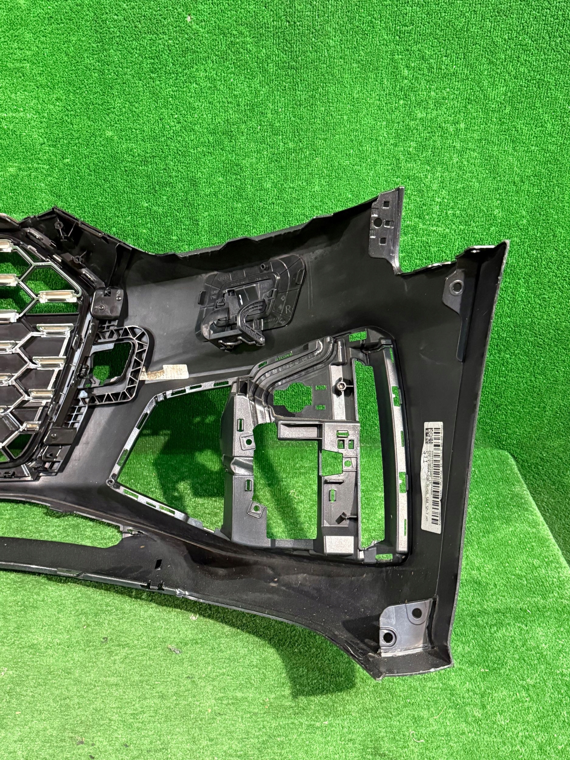 bumper front front AUDI A5 S5 8W LIFT NR.Z1728