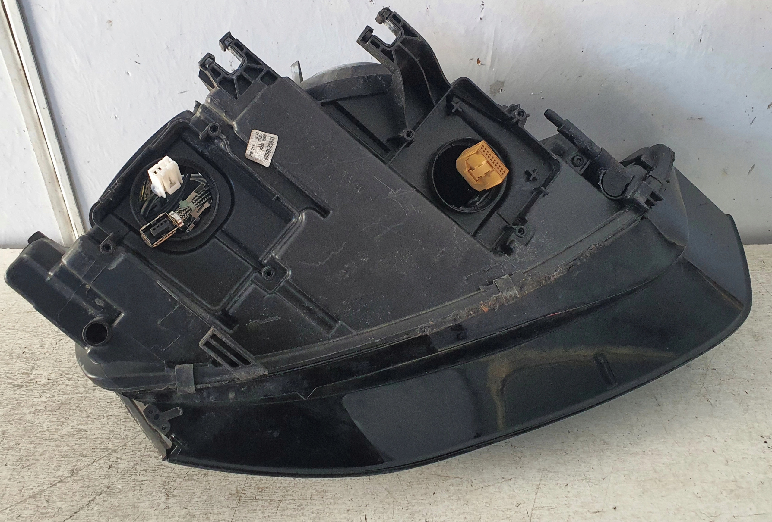 AUDI A4 B8 8K FL LIFT BI-XENON light front left 8K0941005C original