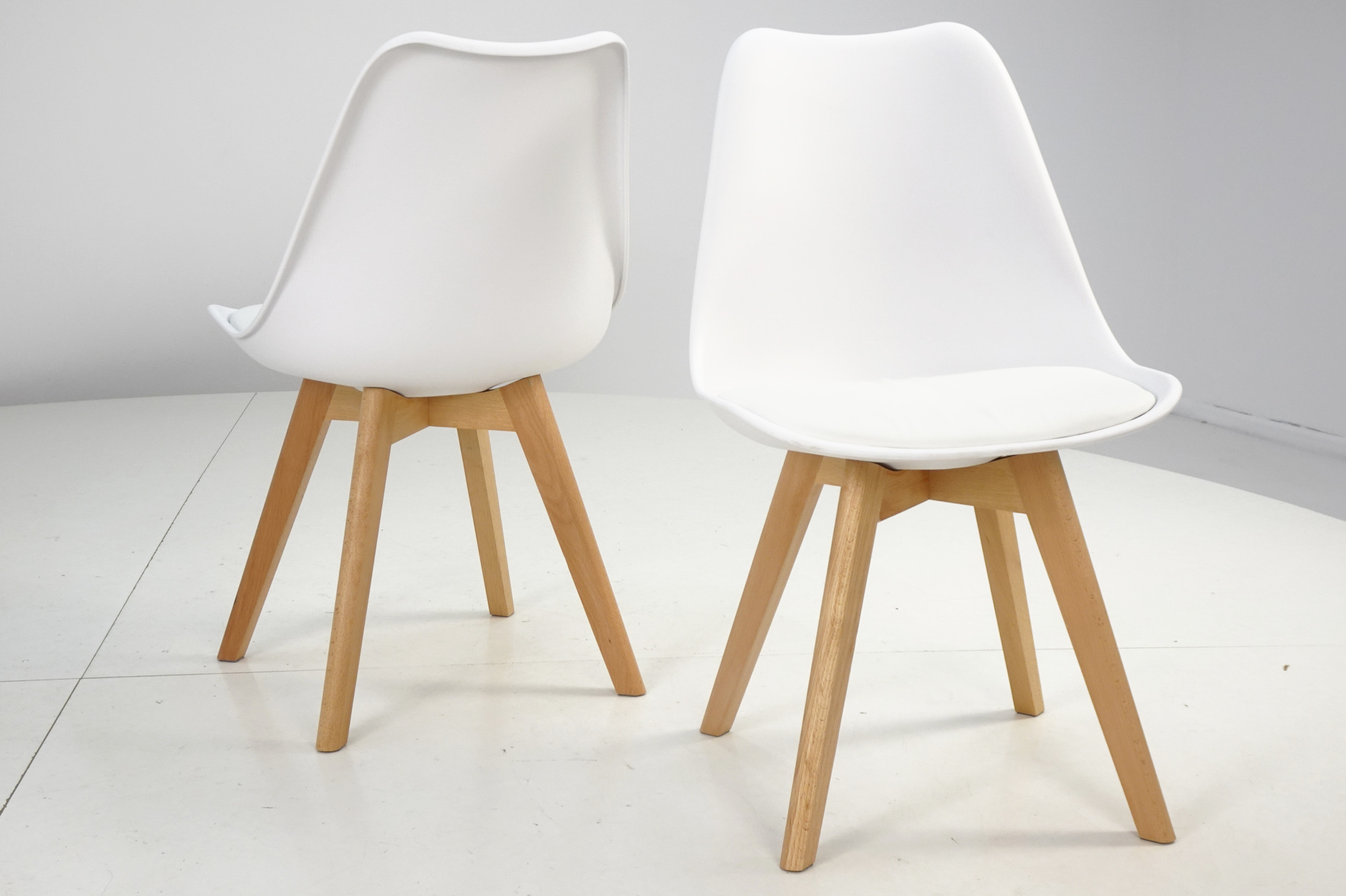 SKANDYNAWSKI ZESTAW 4 krzesła + stół 80x120/160 cm Szerokość siedziska 47 cm