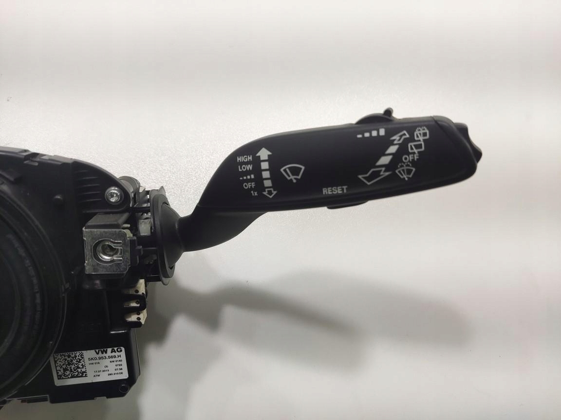 steering wheel levers and controls ring AUDI A1 and 8X 2010-2014 8X0953501E
