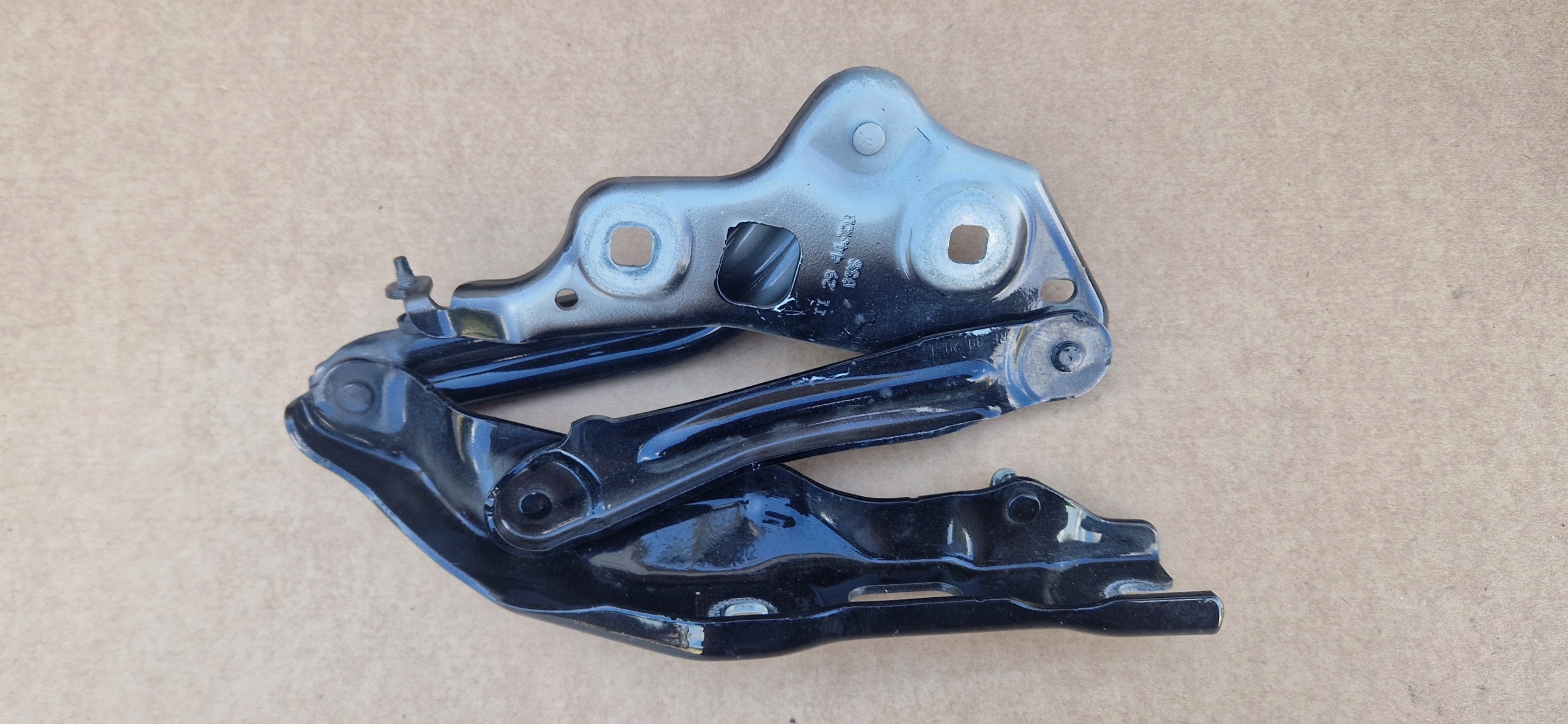 hinge bonnets SKODA OCTAVIA IV 5E3823302 right original LF9R
