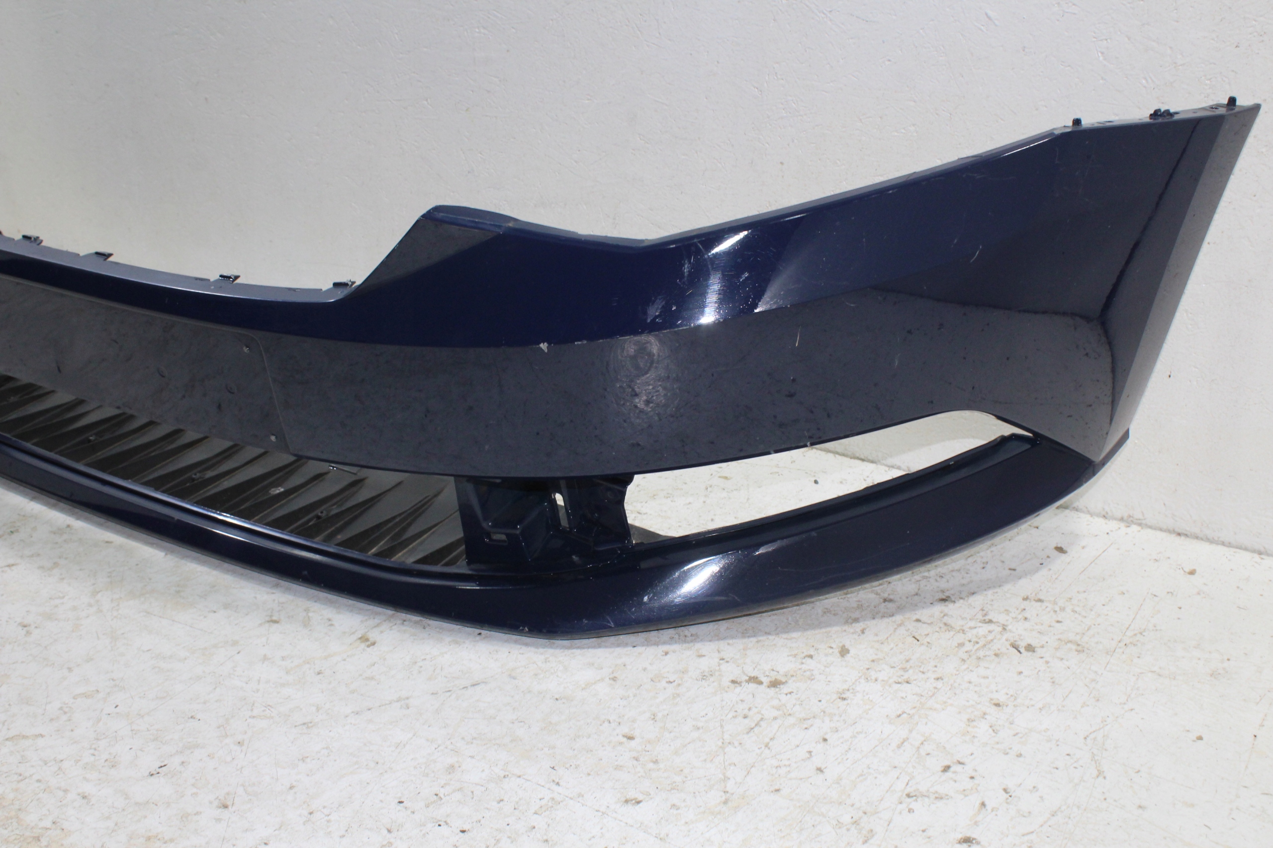 Skoda Fabia III bumper front front 6V0807221