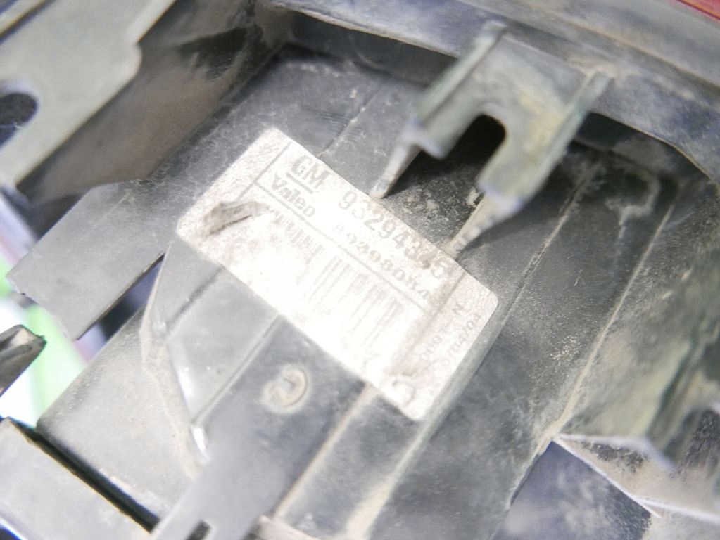 фонарь левый valeo opel Meriva A и 03-05