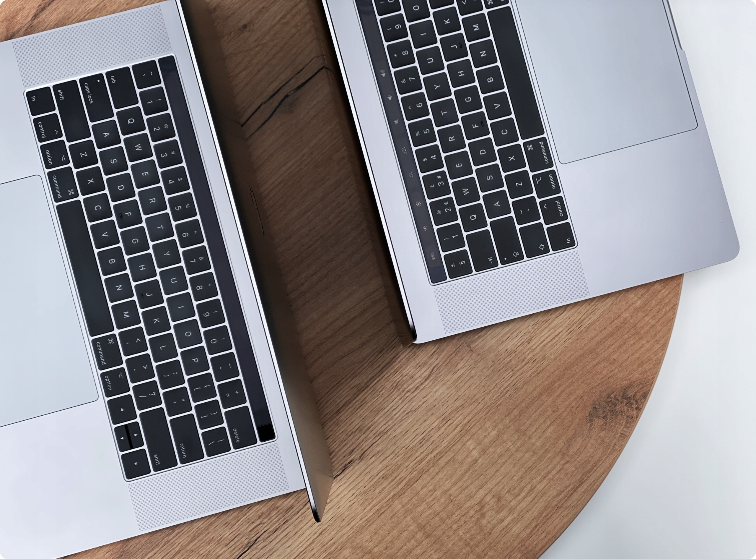 Core i9 8×5GHz |Apple MacBook Pro 15! 32 GB 512 GB Space Gray