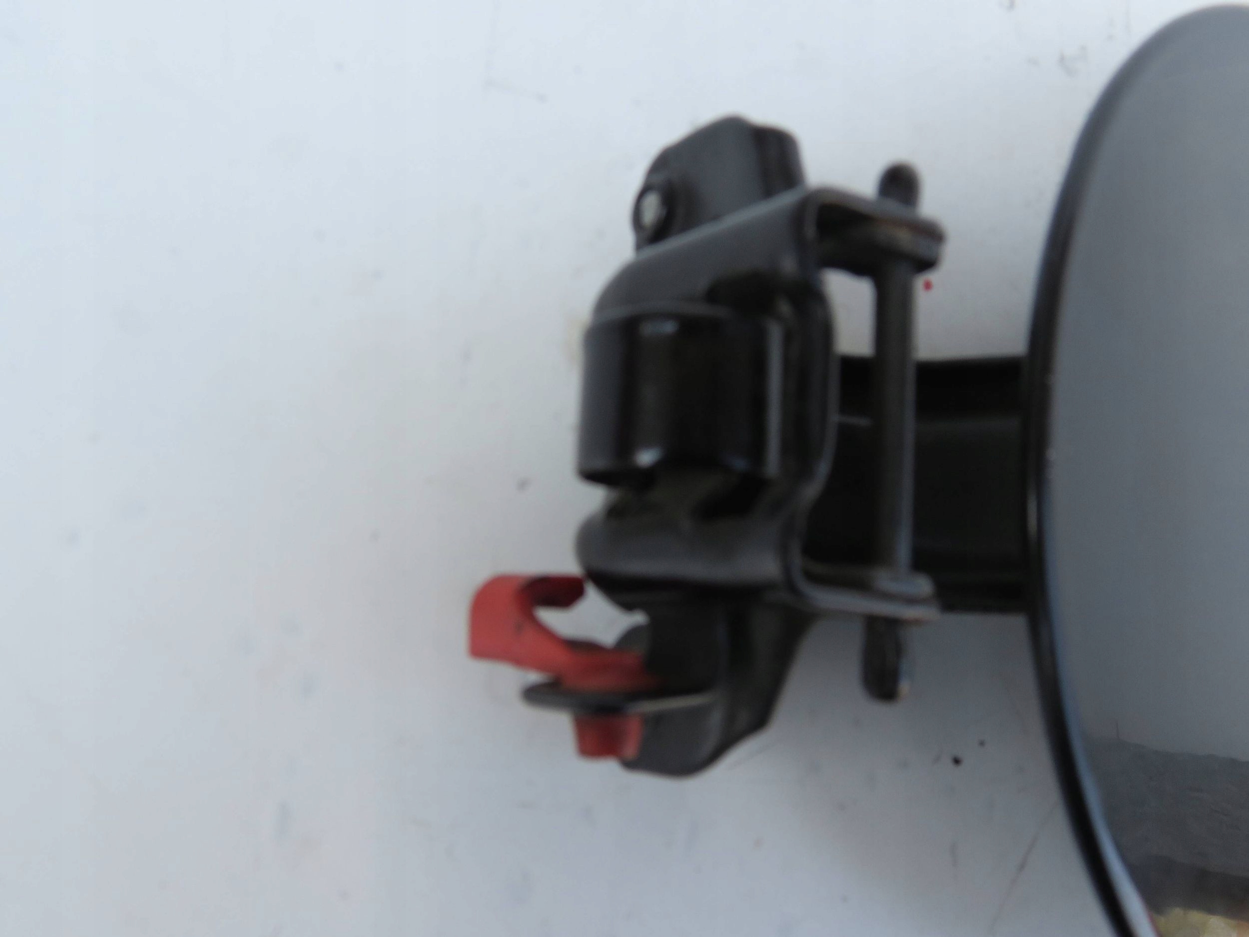 Tankklappe des Kraftstoffsbehälters NISSAN 2.2 DCI