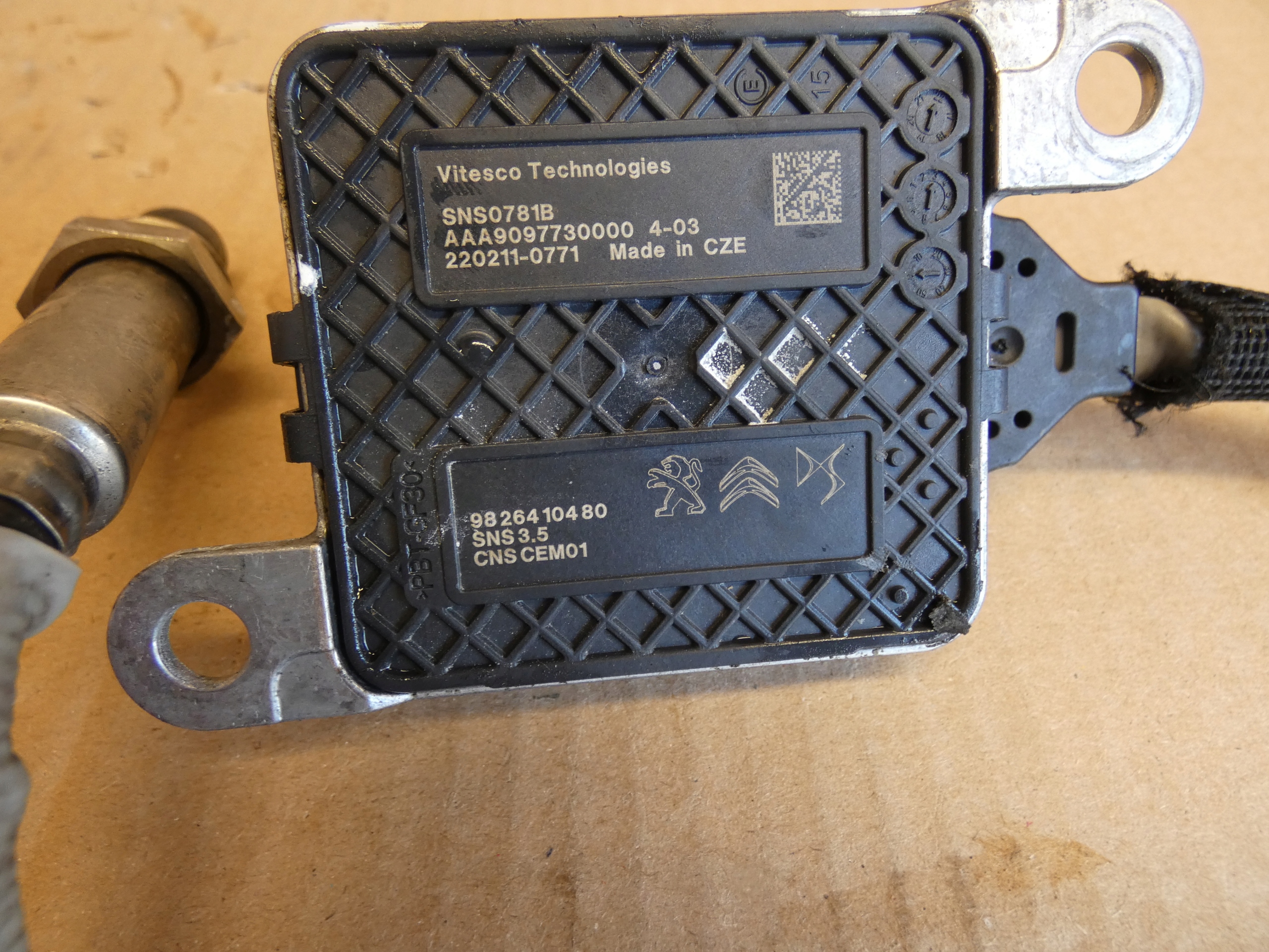CITROEN BERLINGO PEUGEOT 9826410480 sensor NOX