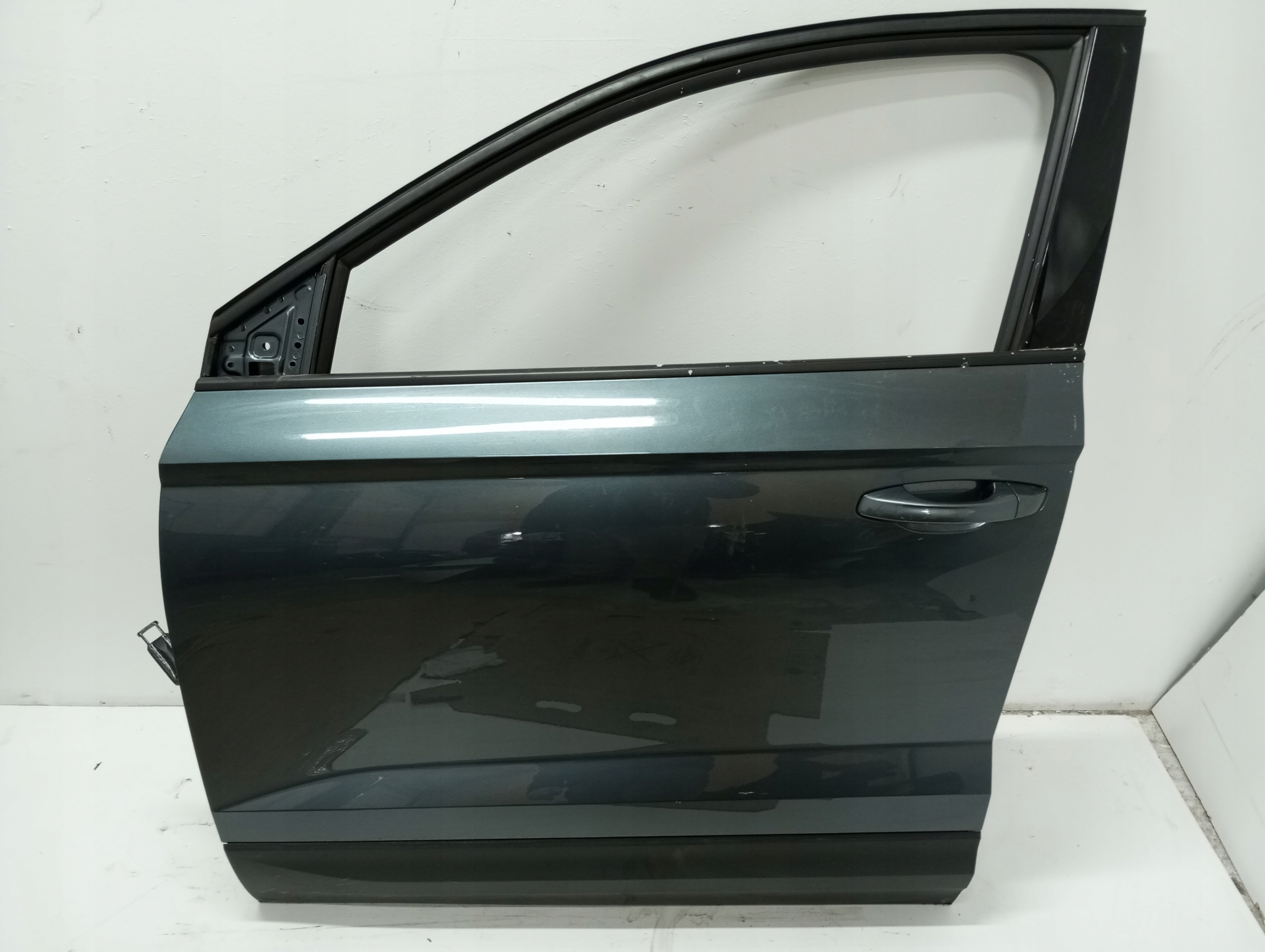 door left front SKODA KAROQ 20r