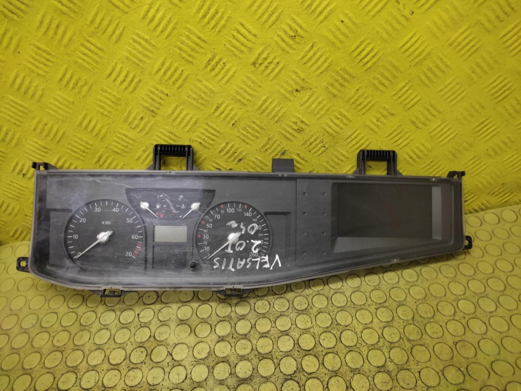 RENAULT VEL SATIS 2.0 dials 8200362525